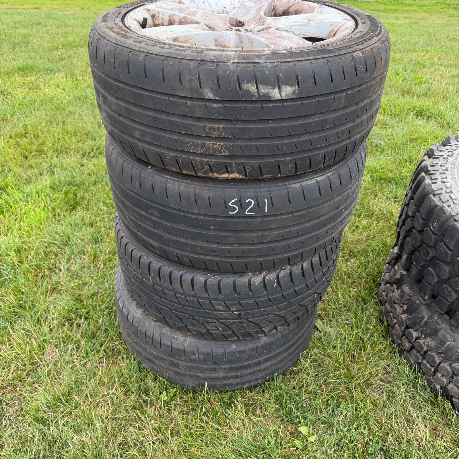 Lot 521