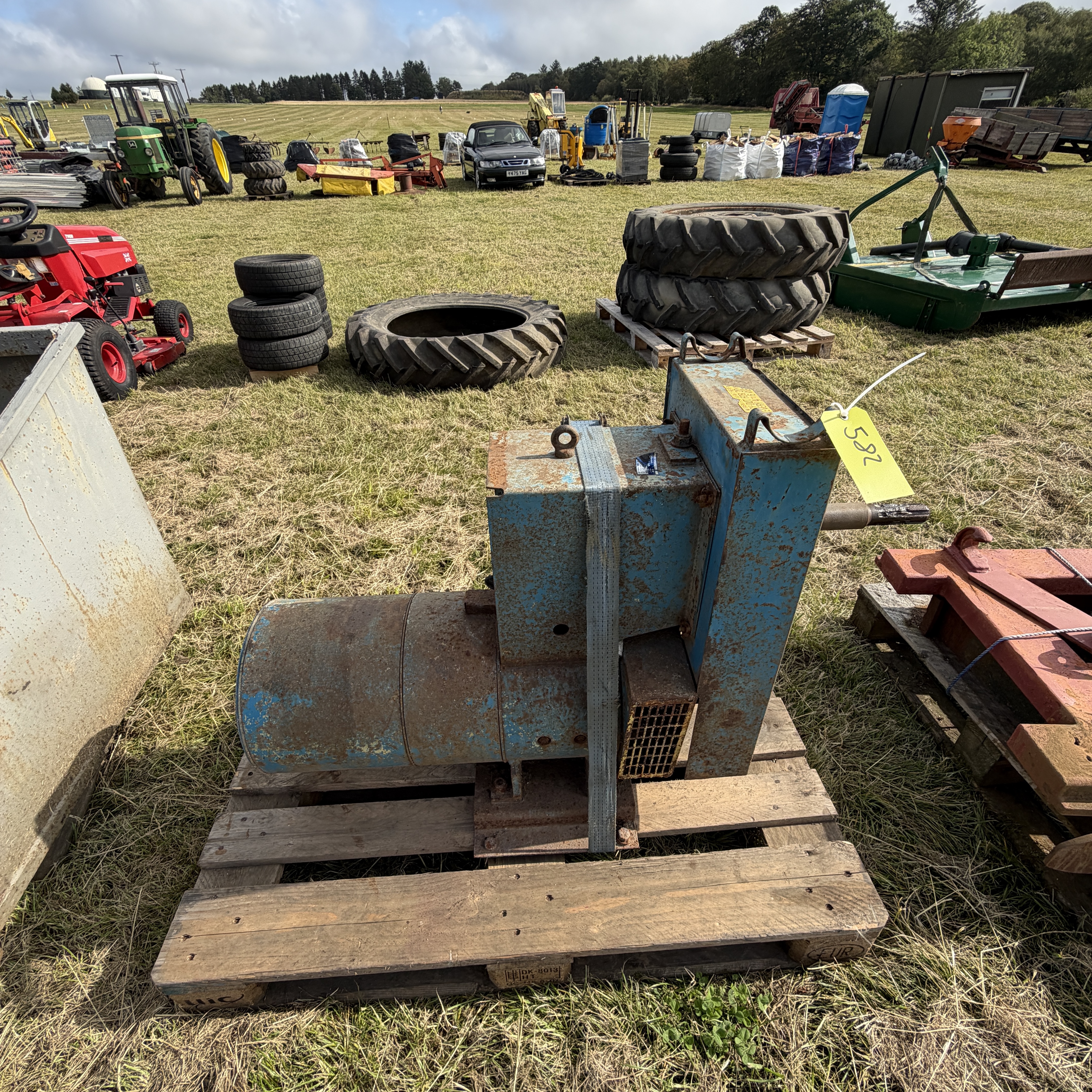 Lot 582