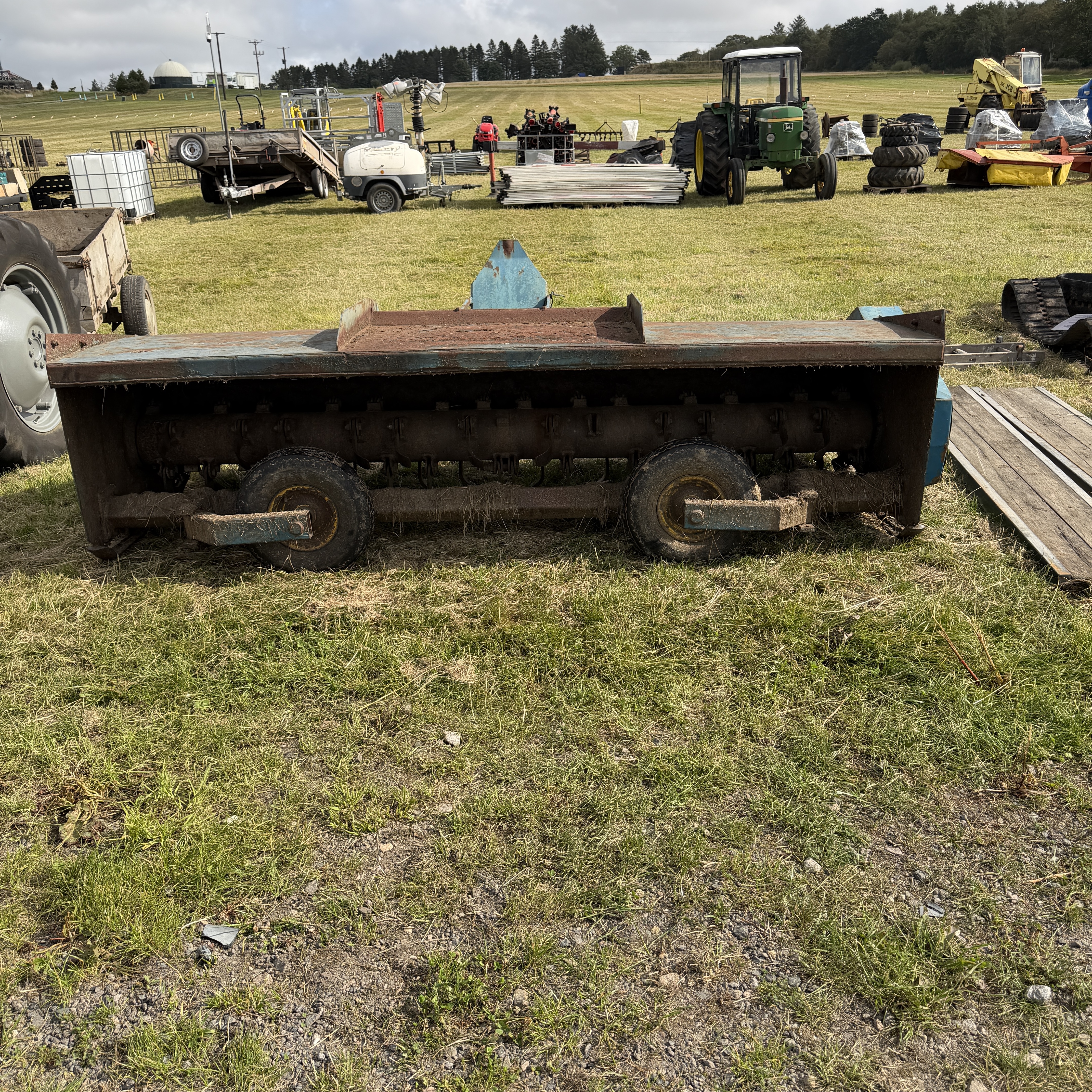Lot 590
