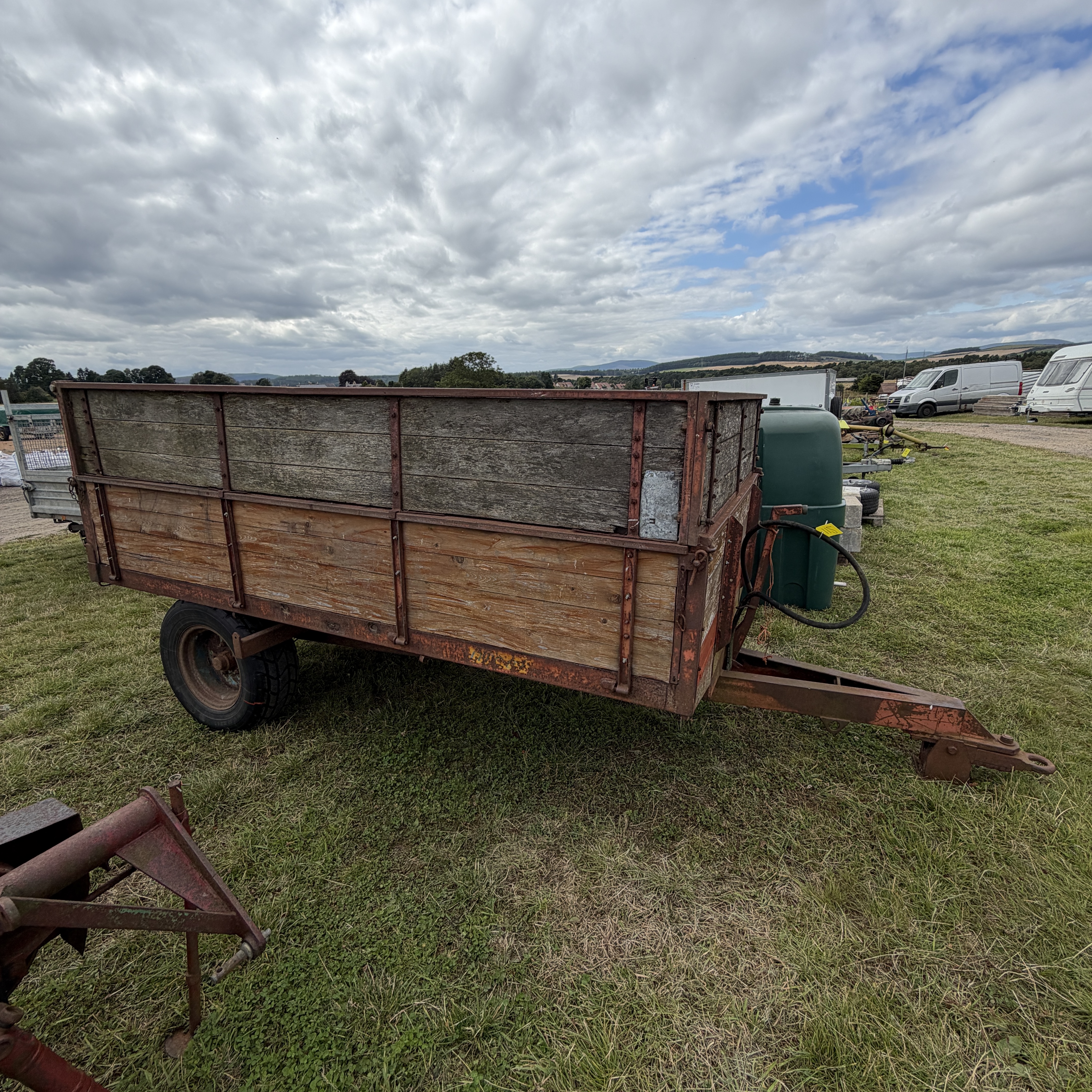 Lot 112