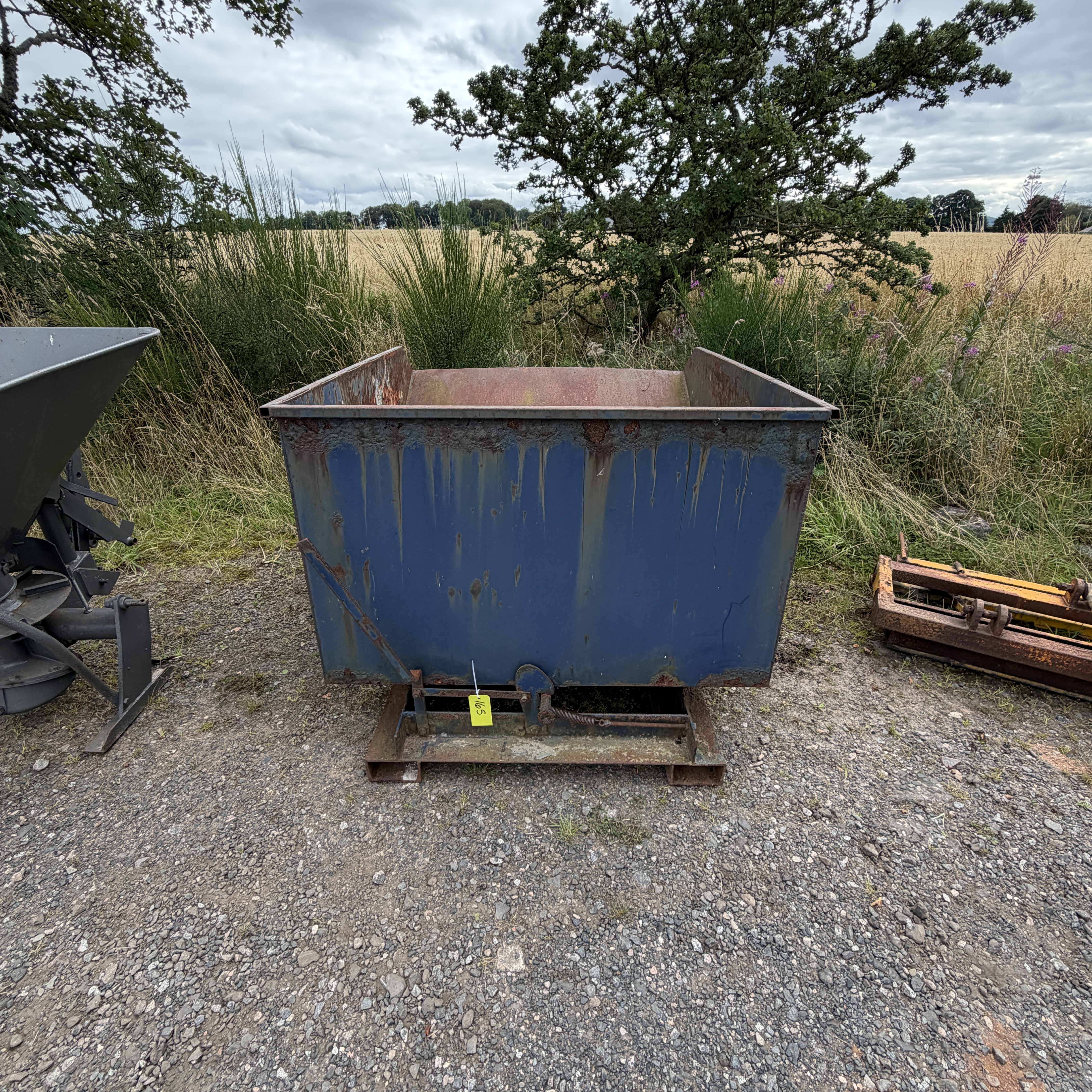 Lot 165