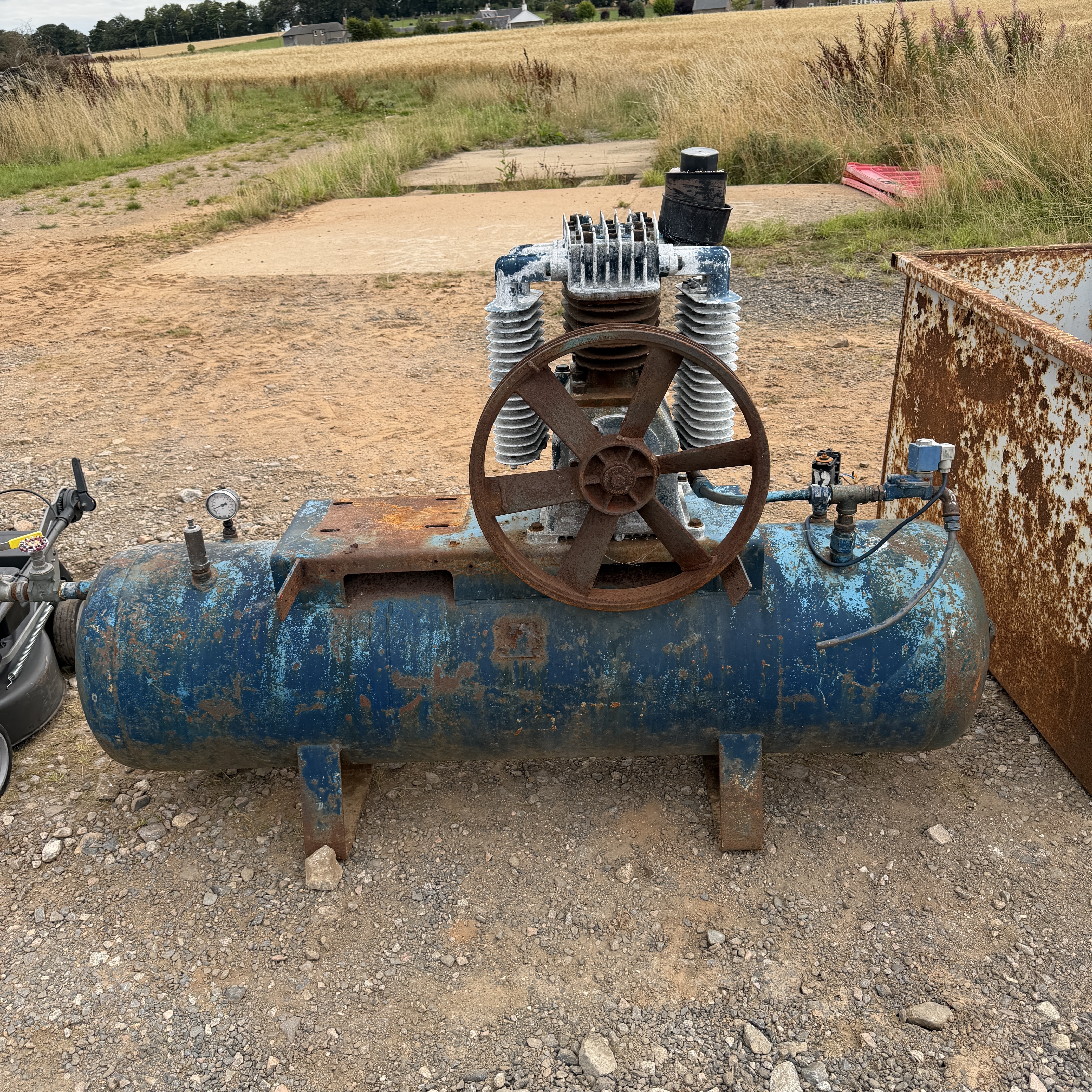 Lot 185