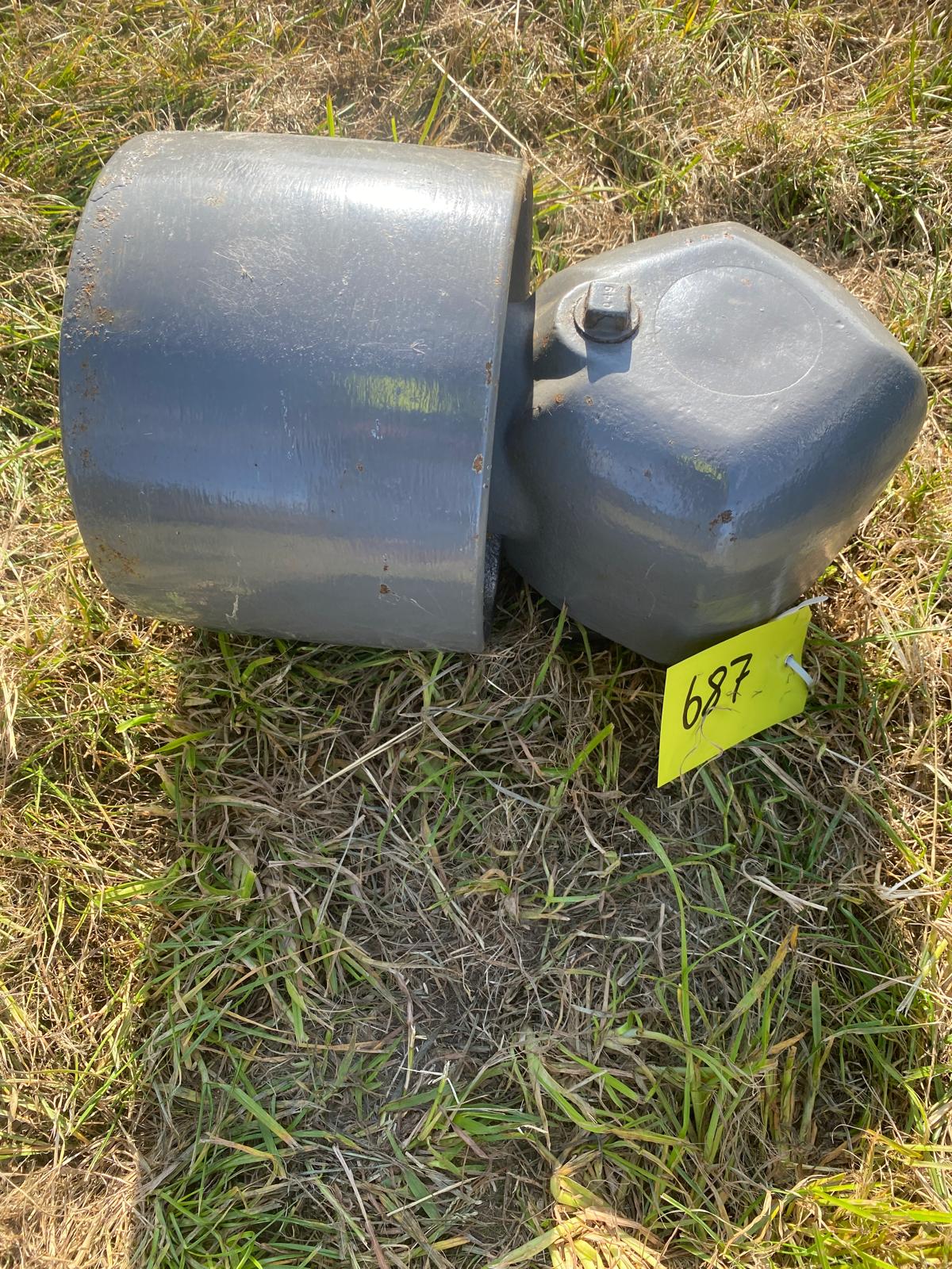 Lot 688