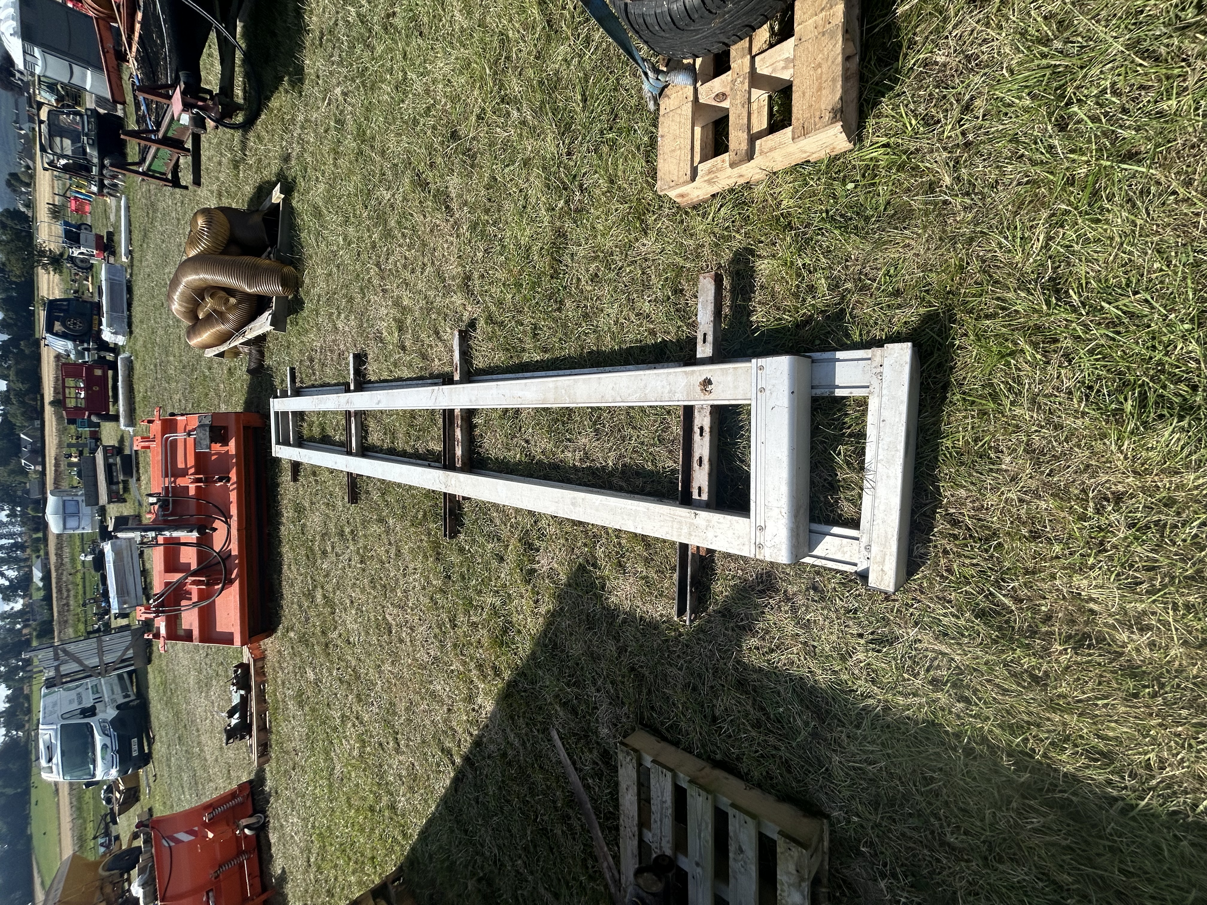 Lot 859