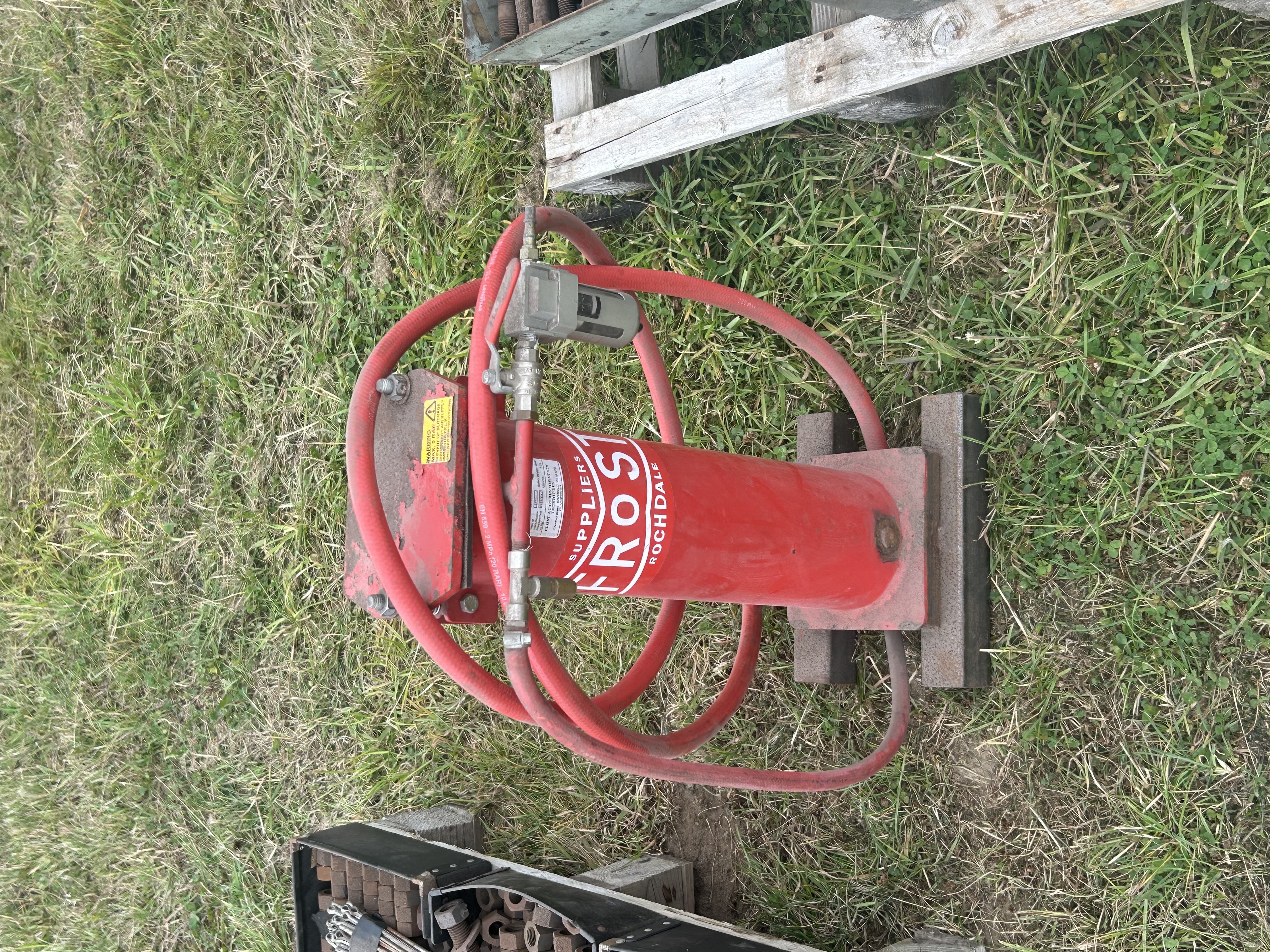 Lot 892