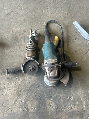 *. 2 x grinders. 110 and 240
