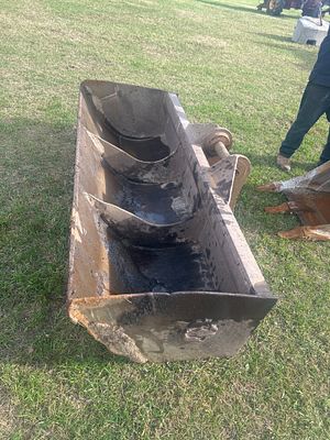 *. Ditching bucket. 65mm pins