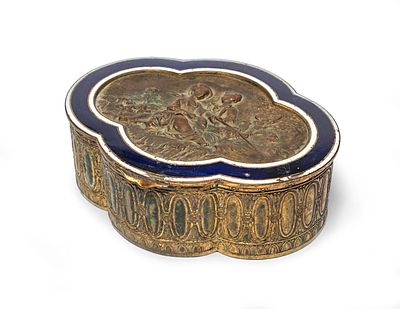 COFANETTO IN BRONZO, FRANCIA XIX SECOLO interamente cesellato a scena campestre e motivi 