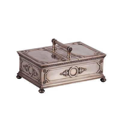 Faberg&eacute; – Silver-Gilt Cigar Box with Double Hinged Lid, Moscow, 1908–1917. An impressive Faberg&eacute; 
