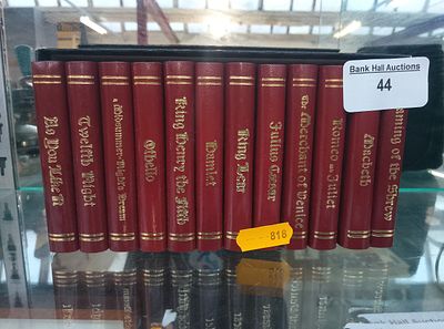Miniature boxed set of Shakespeare books
