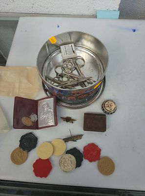 Collectables, religious pendants, scissors etc