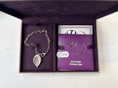 Silver hallmarked pendant bracelet with box, weight 9.9 grams
