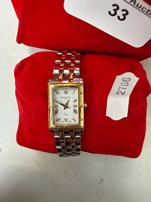 Ladies wristwatch