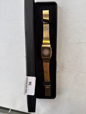 Men's wristwatch