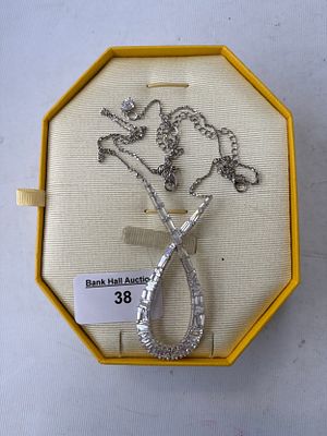 Swarovski necklace and pendant set with box