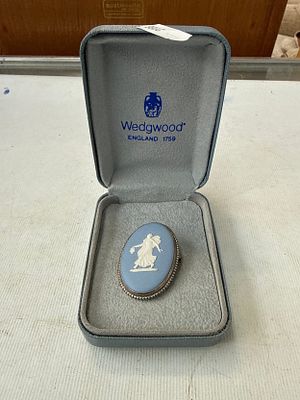 Wedgwood brooch