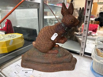 Cast iron rabbit form doorstop