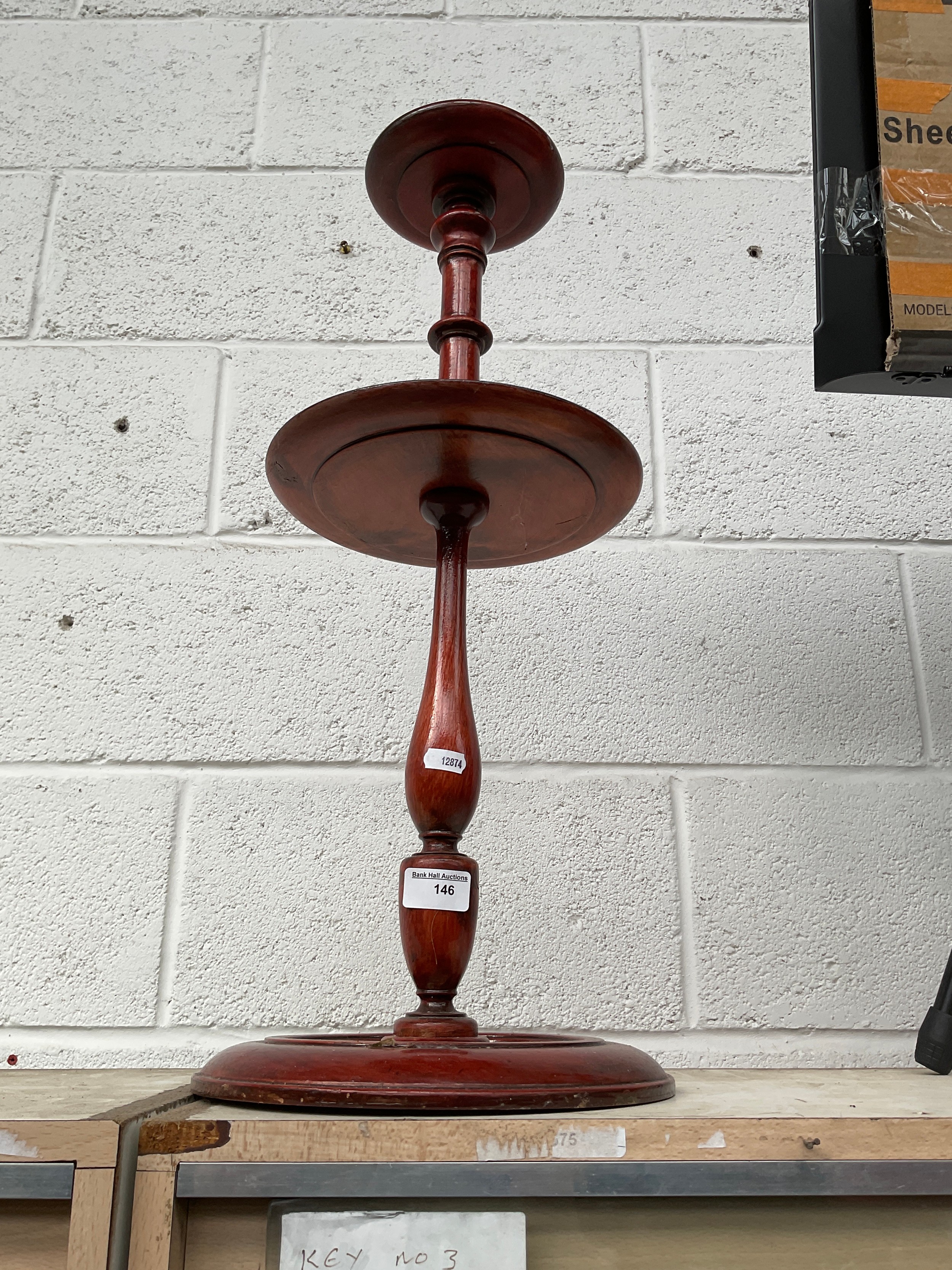 Lot 146