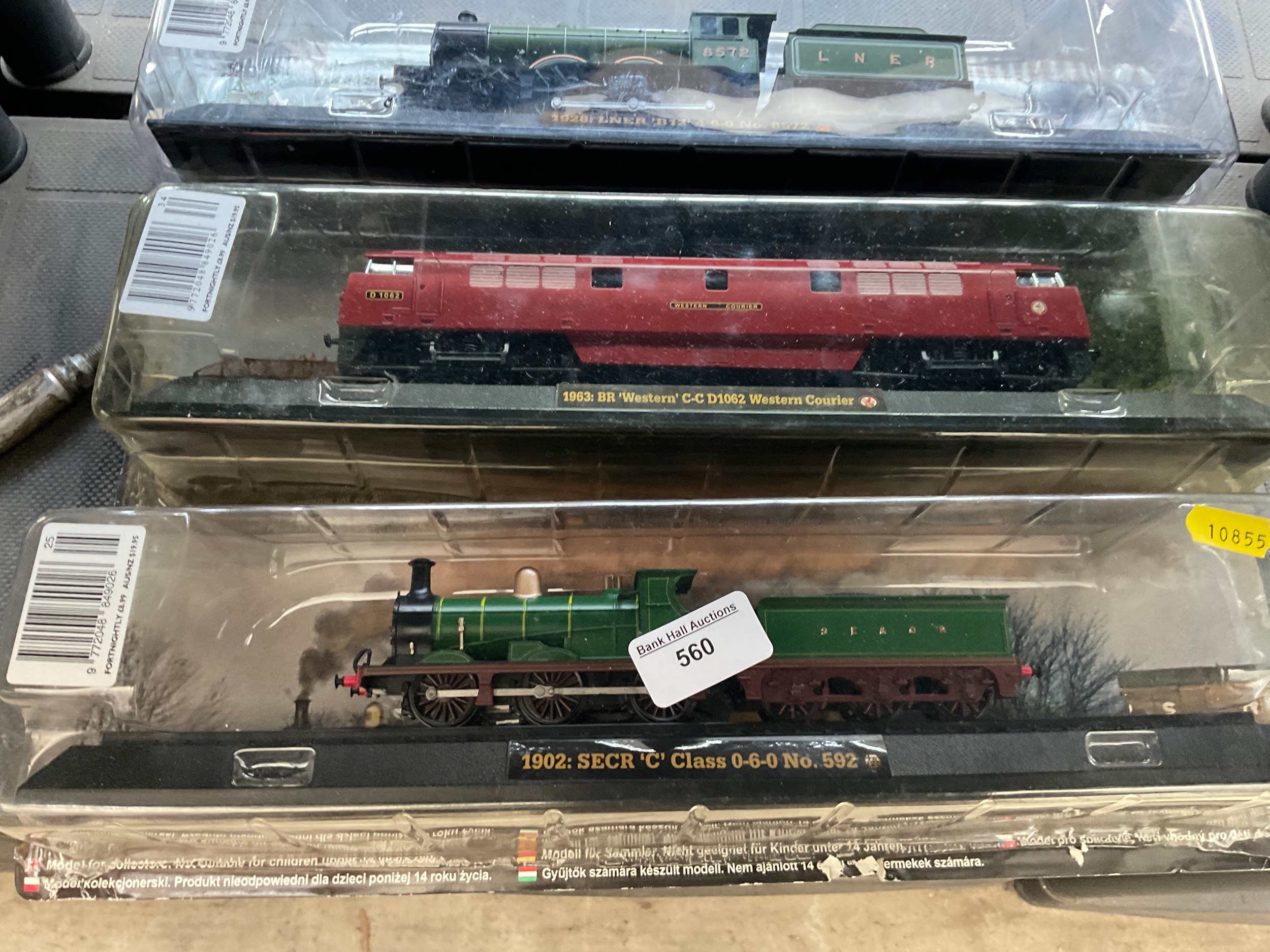Lot 560