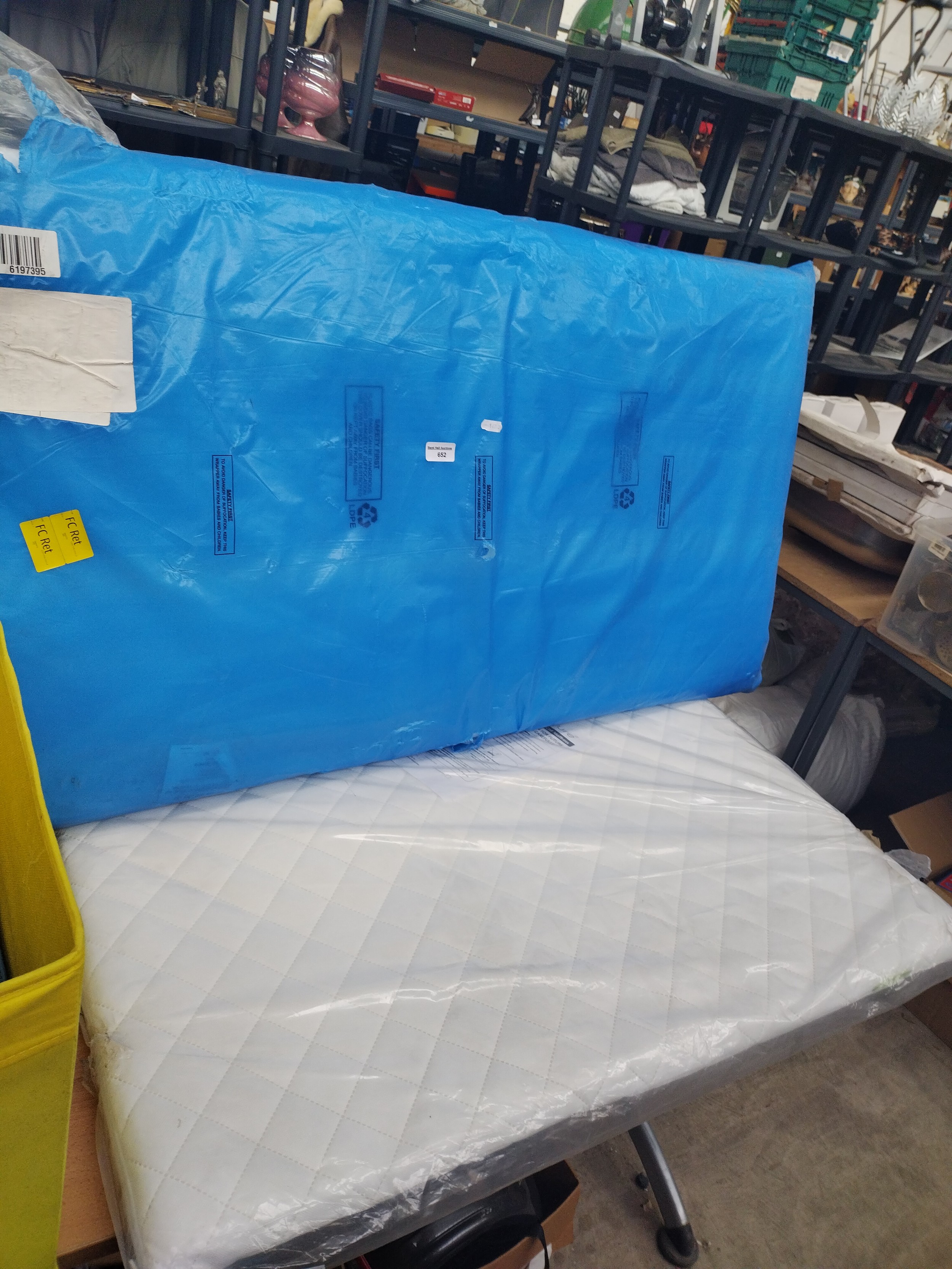 Lot 652