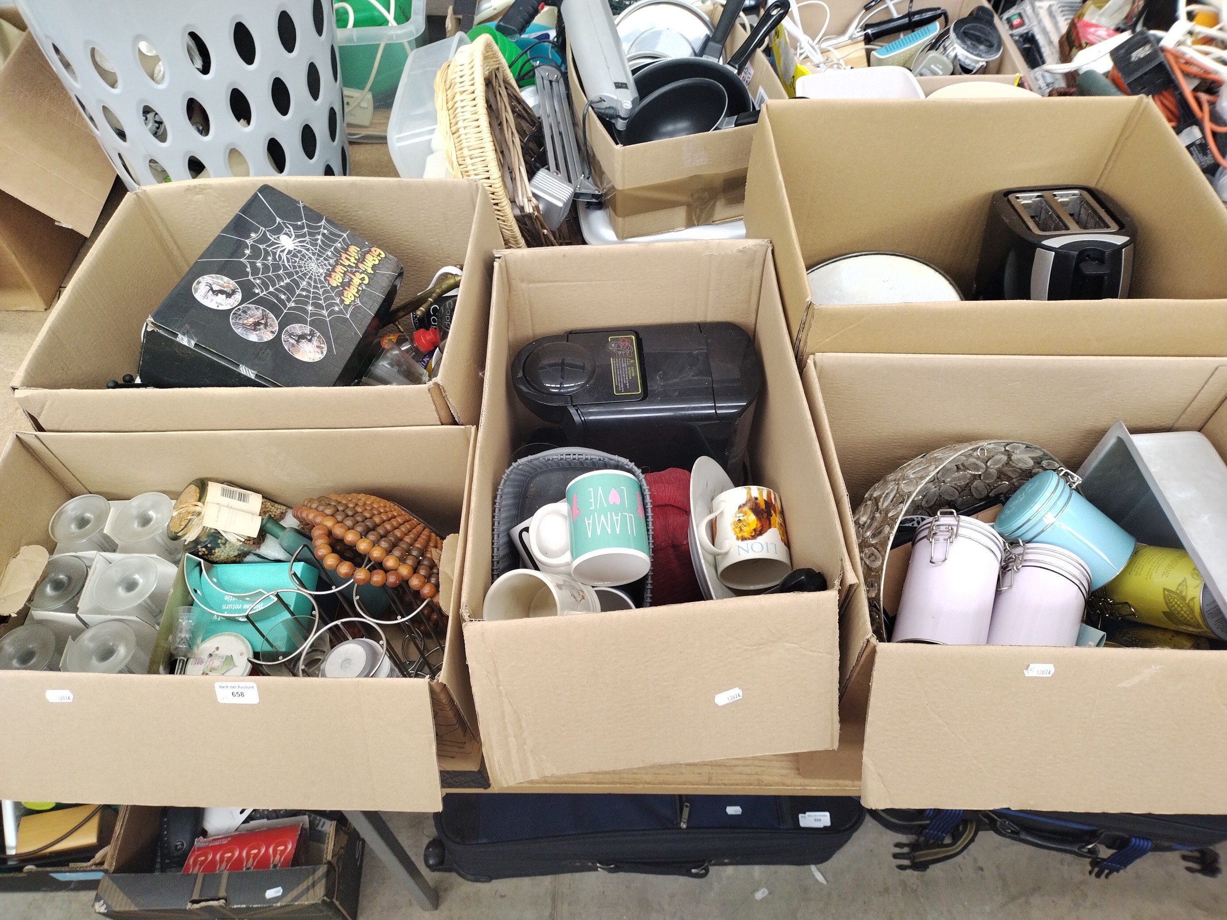 Lot 658