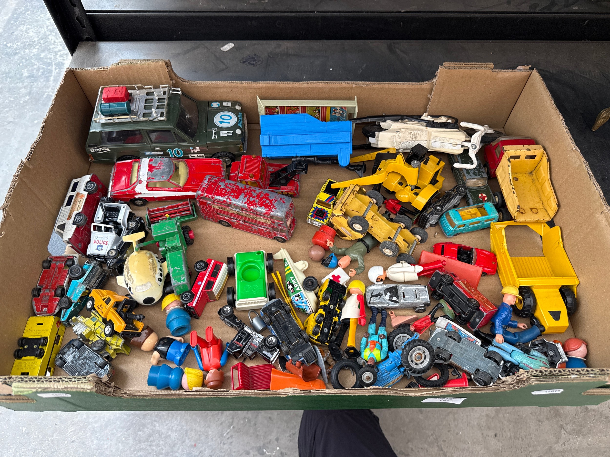 Lot 197