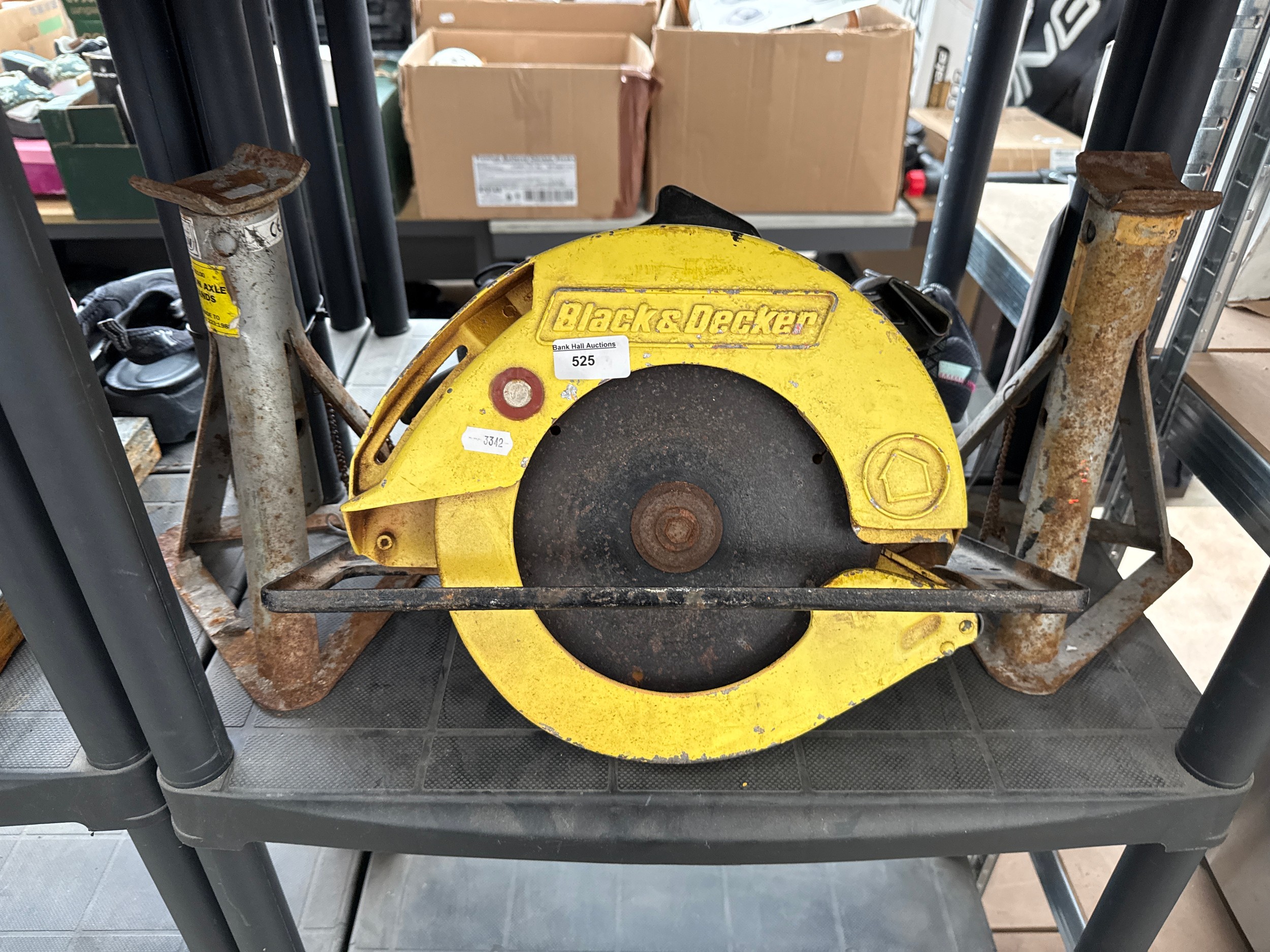 Lot 525