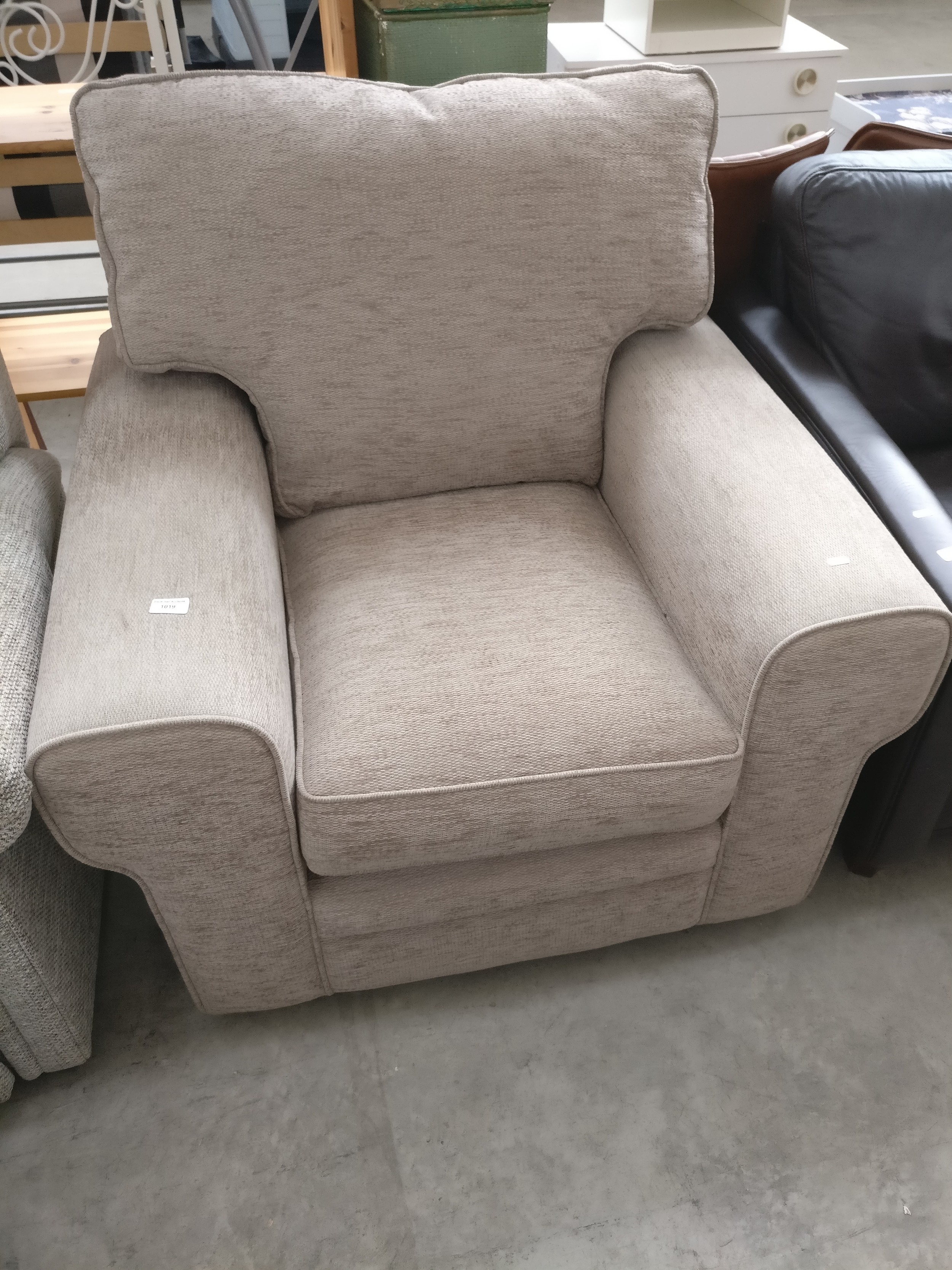Lot 1019