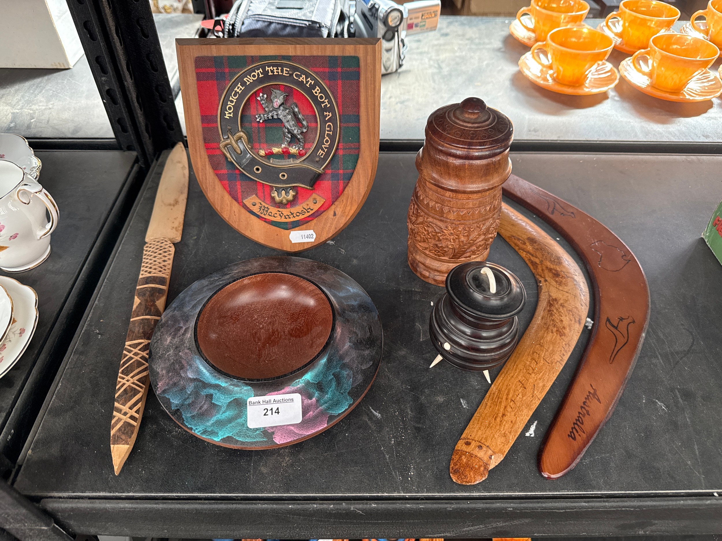 Lot 214
