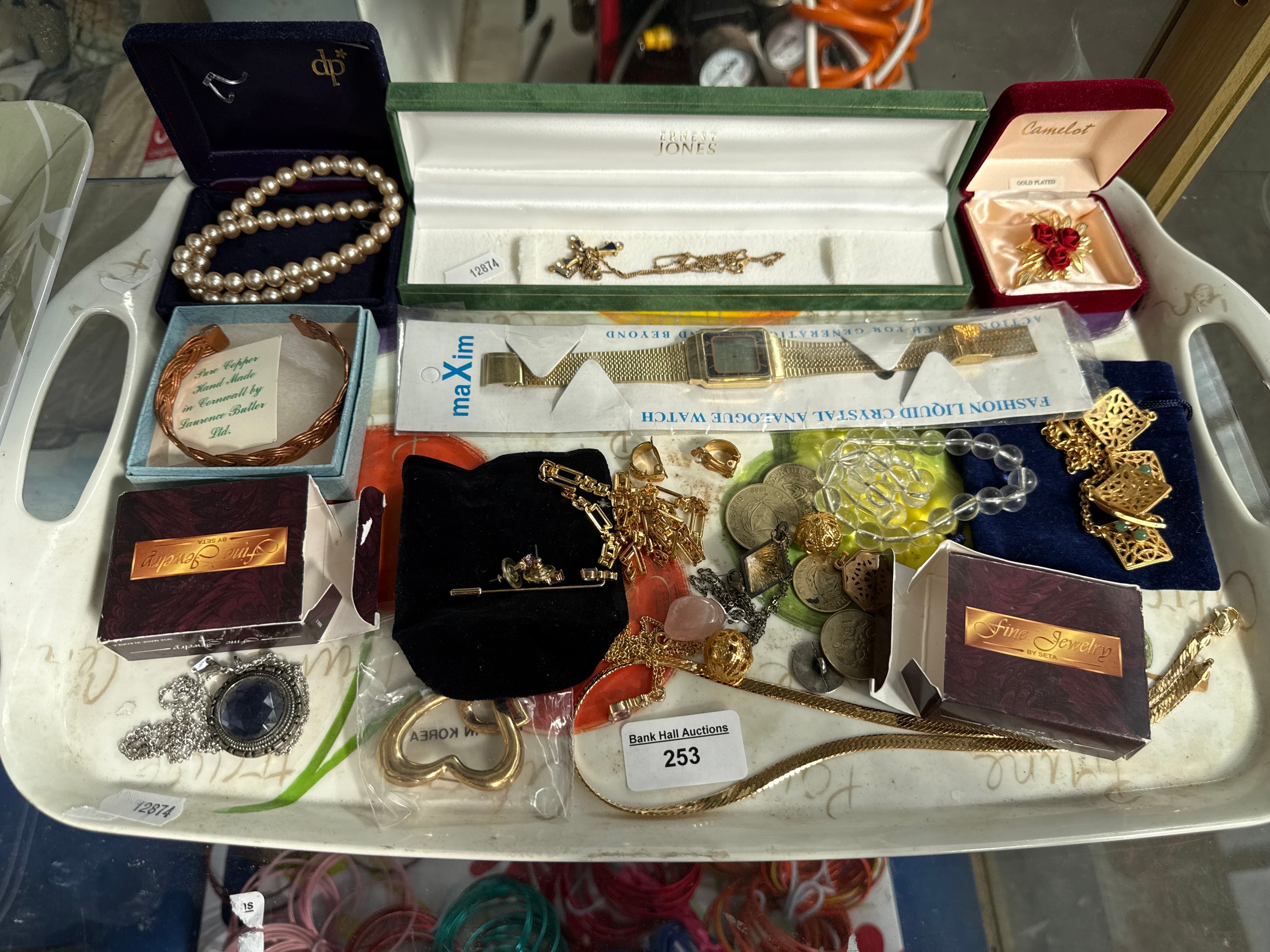 Lot 253