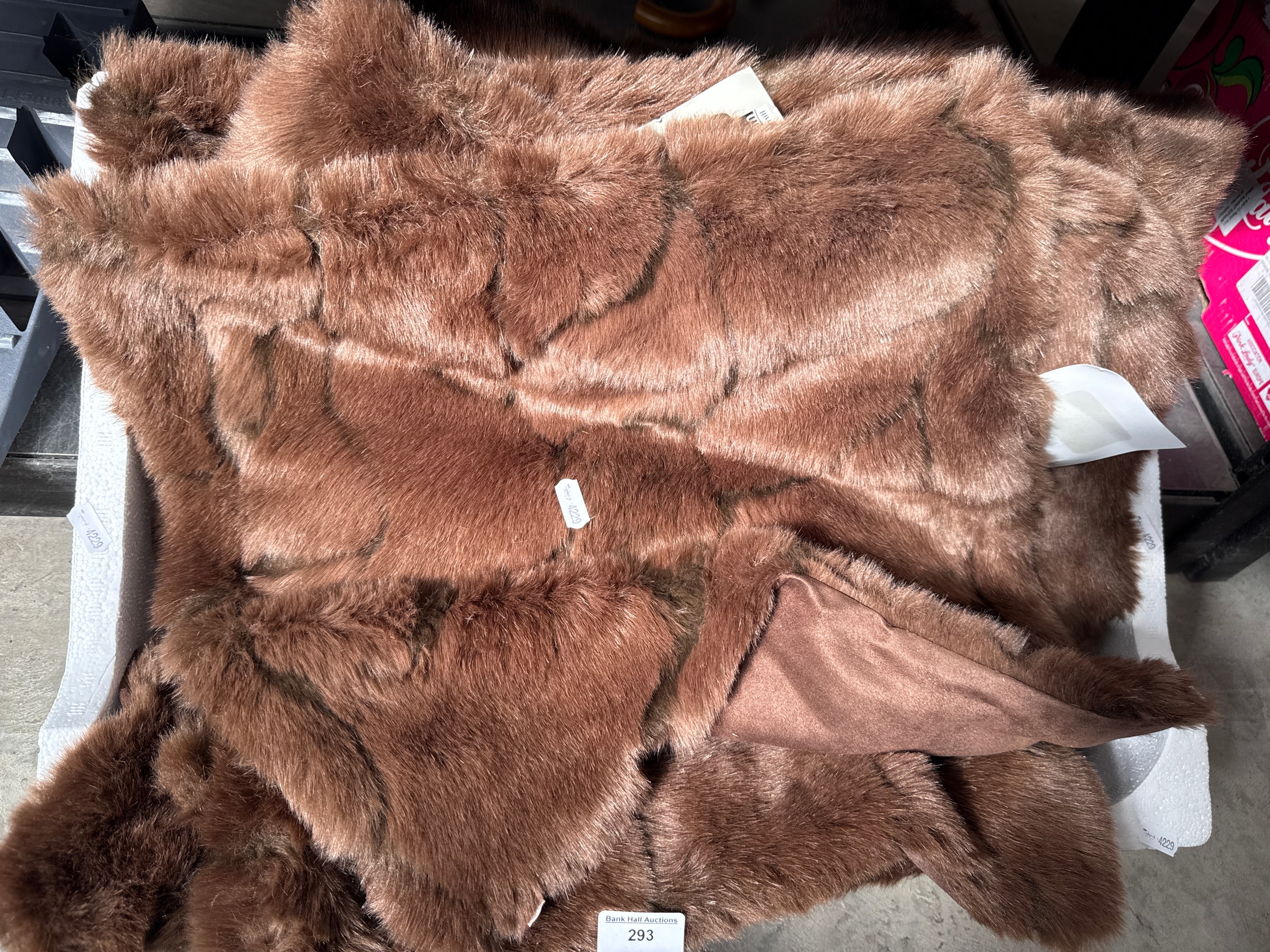 Lot 293