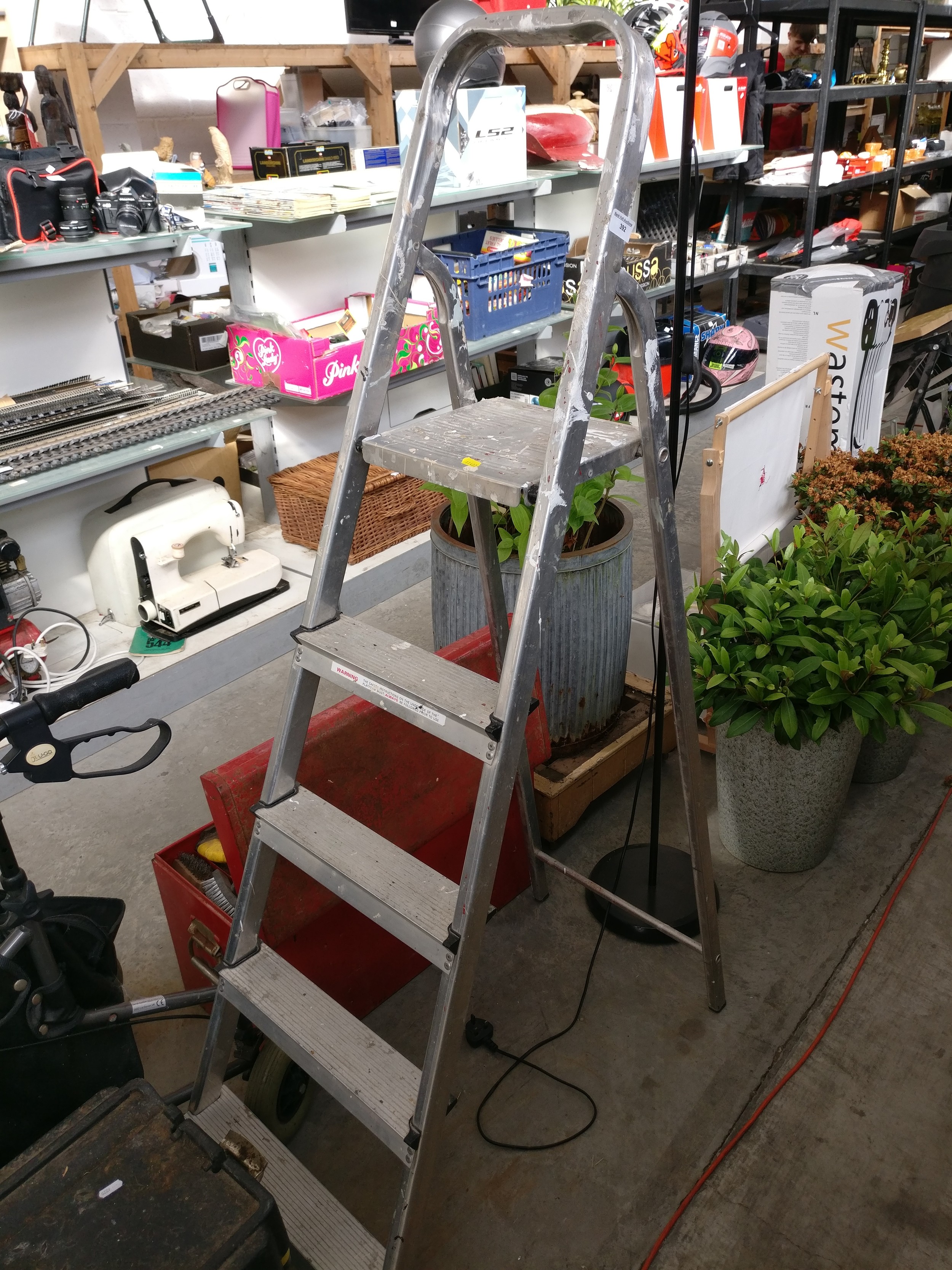 Lot 392
