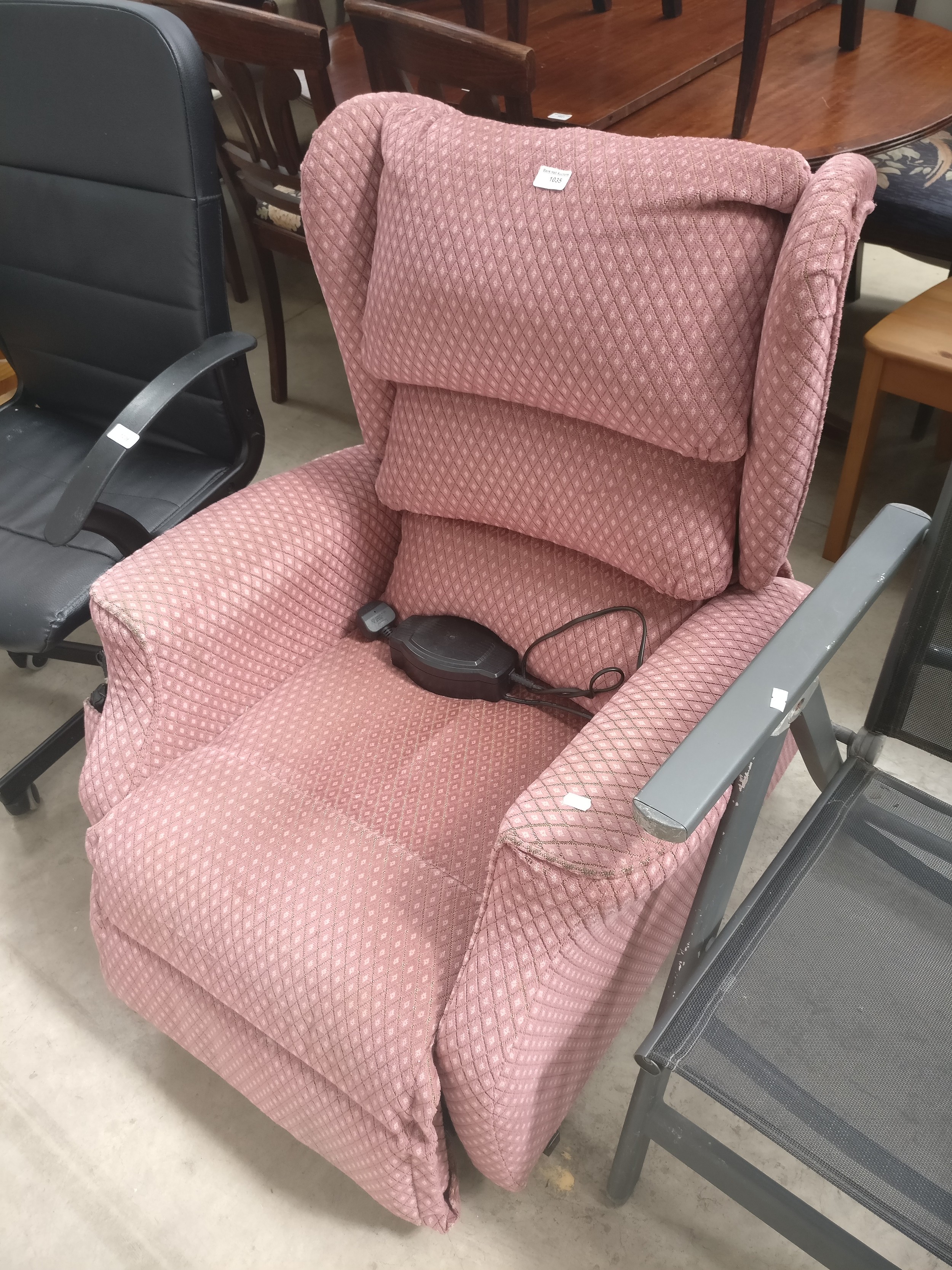 Lot 1035