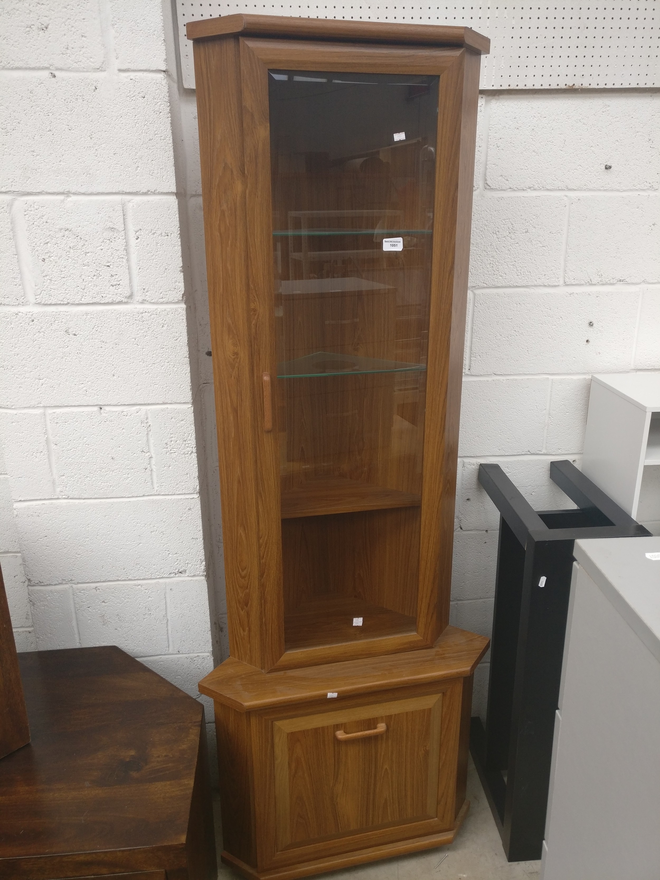 Lot 1051