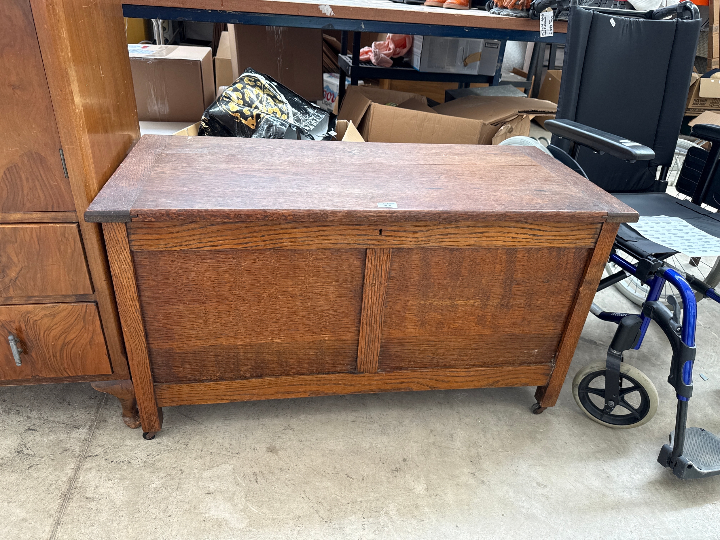 Lot 1078