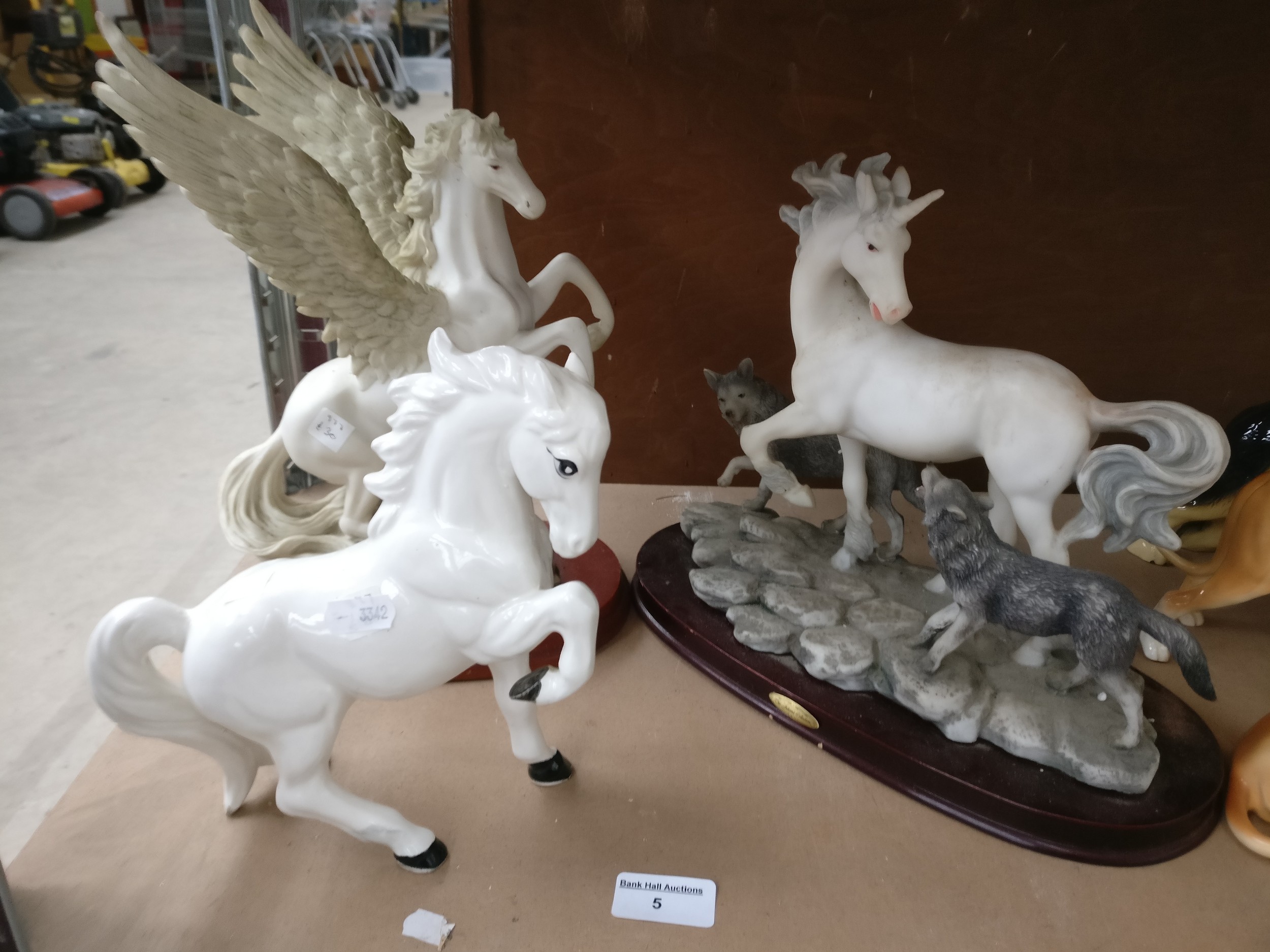 Lot 5