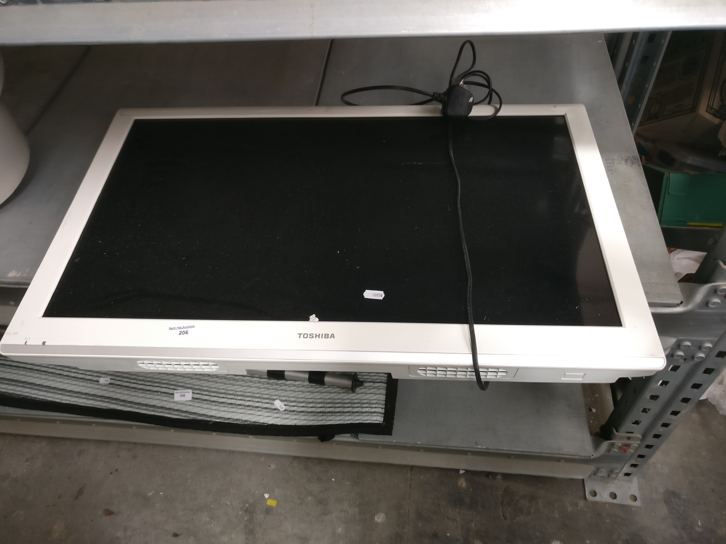 Lot 206