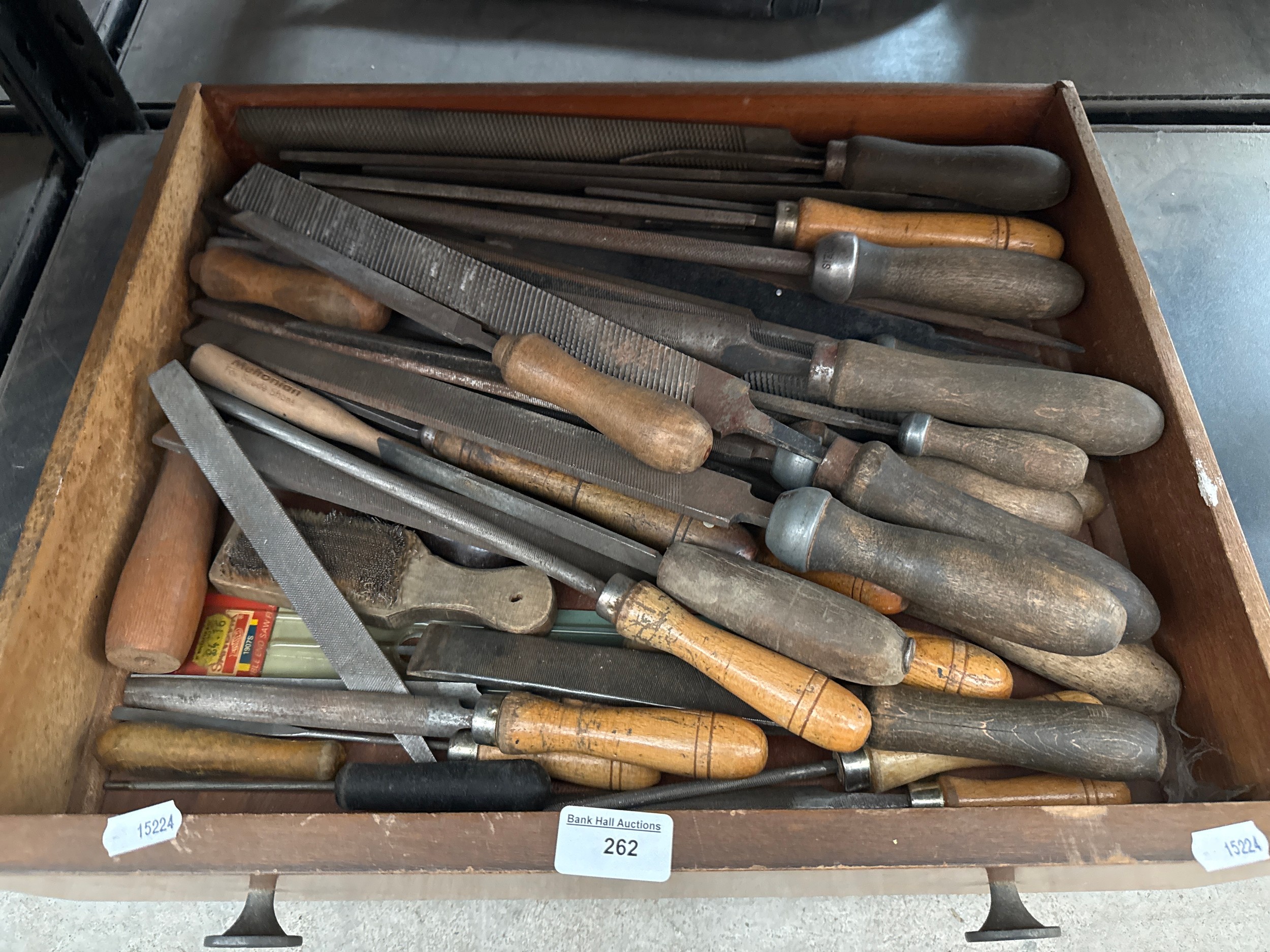 Lot 262