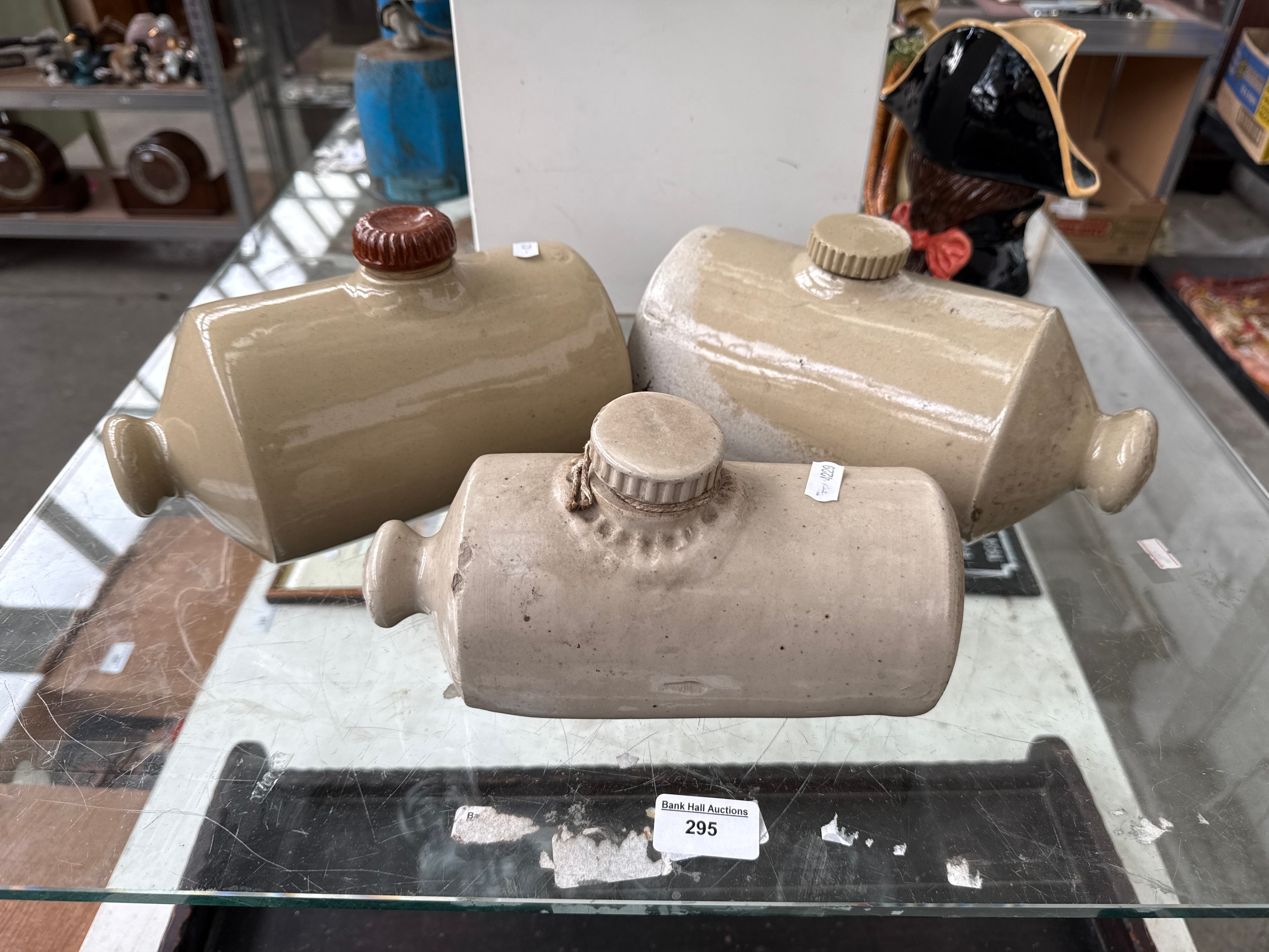 Lot 295