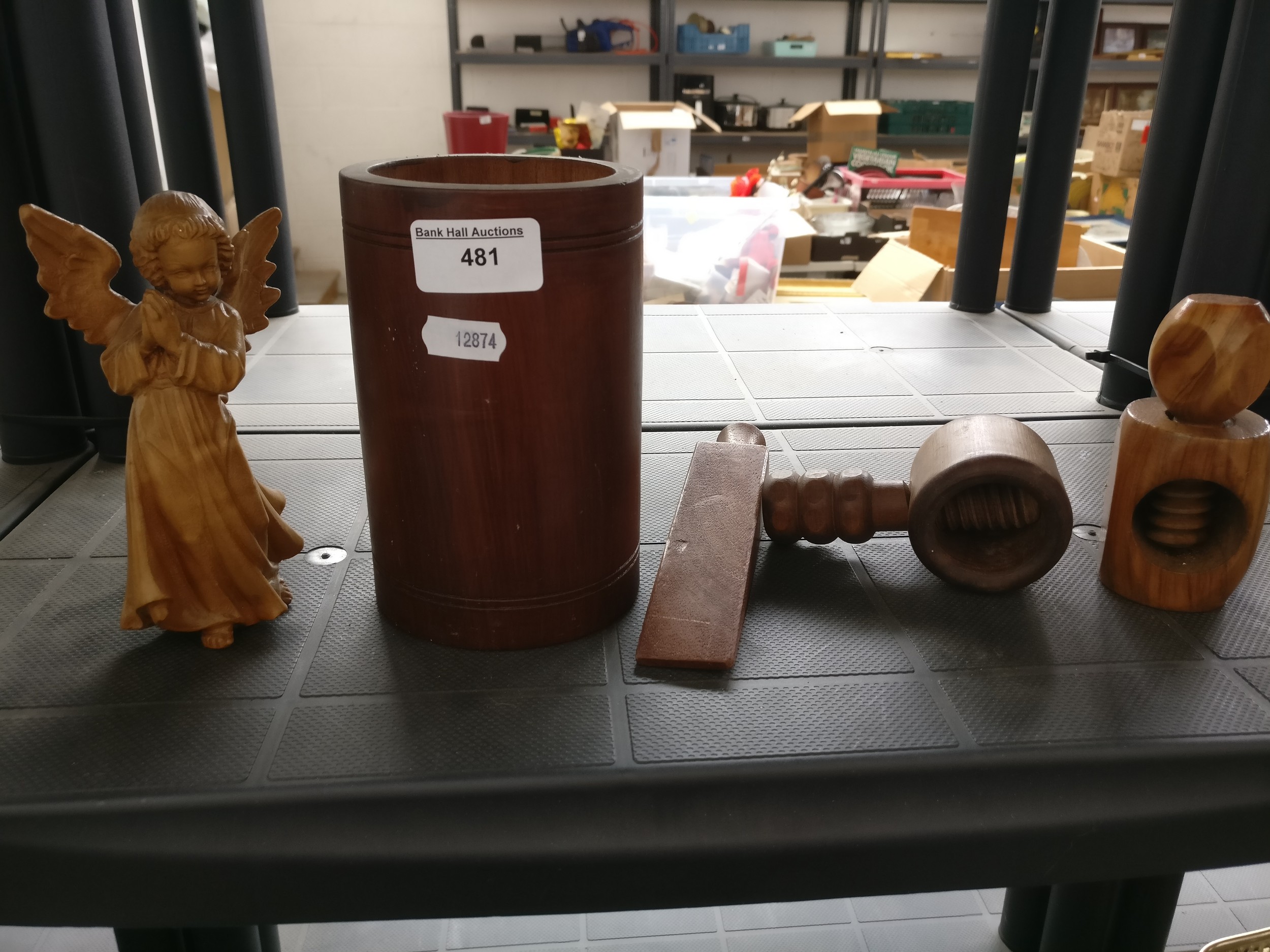 Lot 481