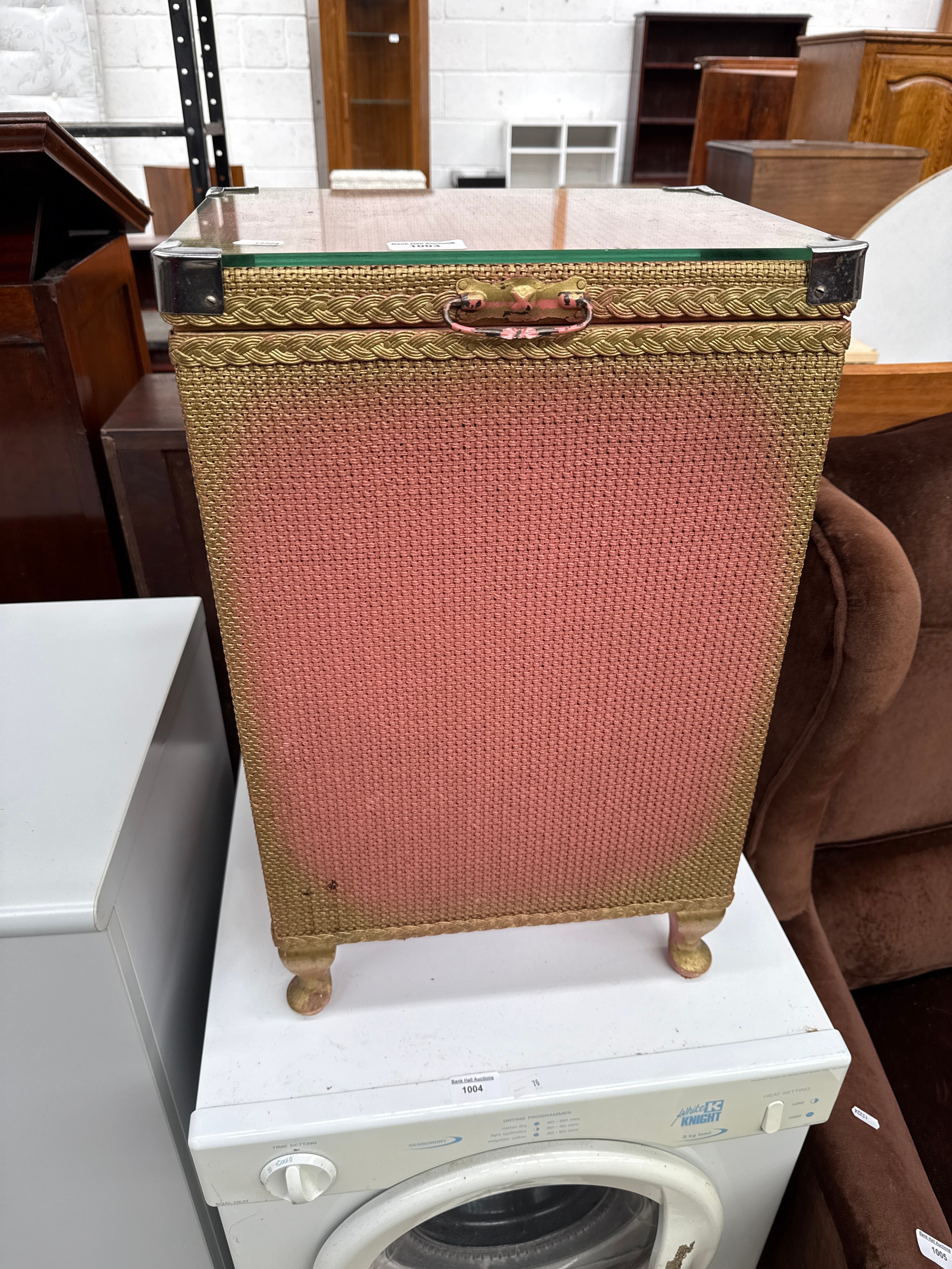 A small vintage Lloyd Loom style linen box