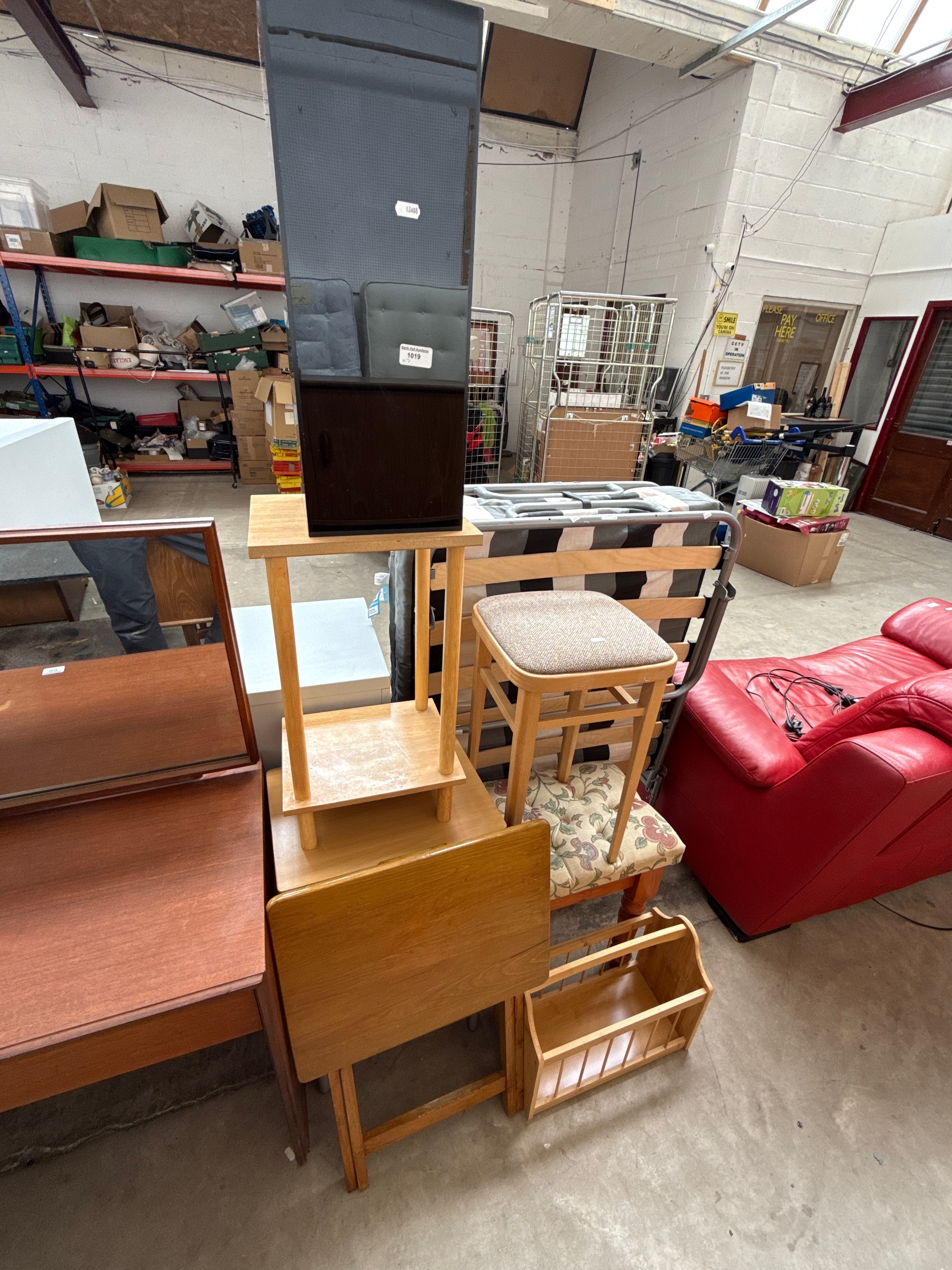7 x assorted items including small tables, stools and a magazine rack