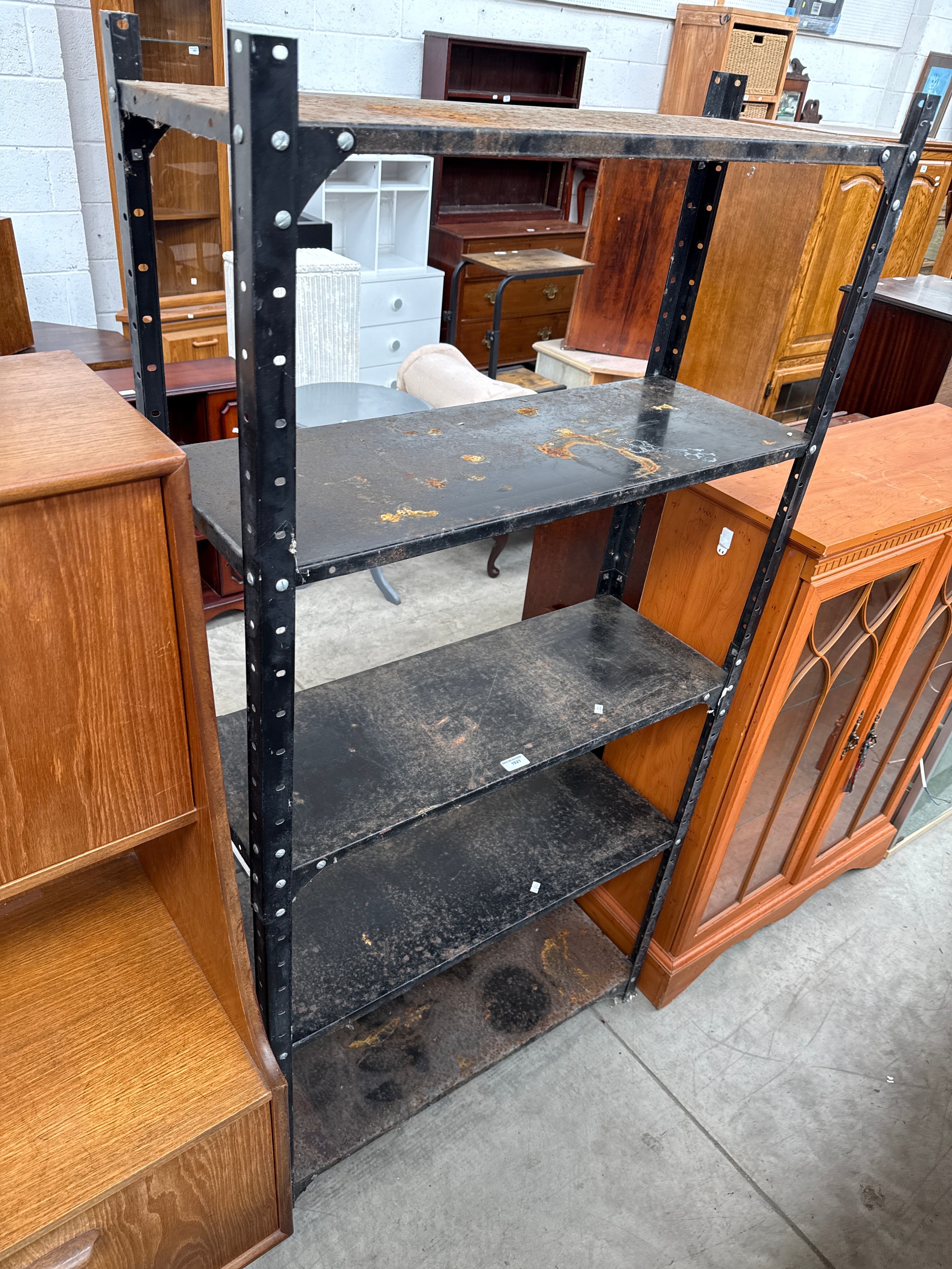 A 5 tier metal shelf stand