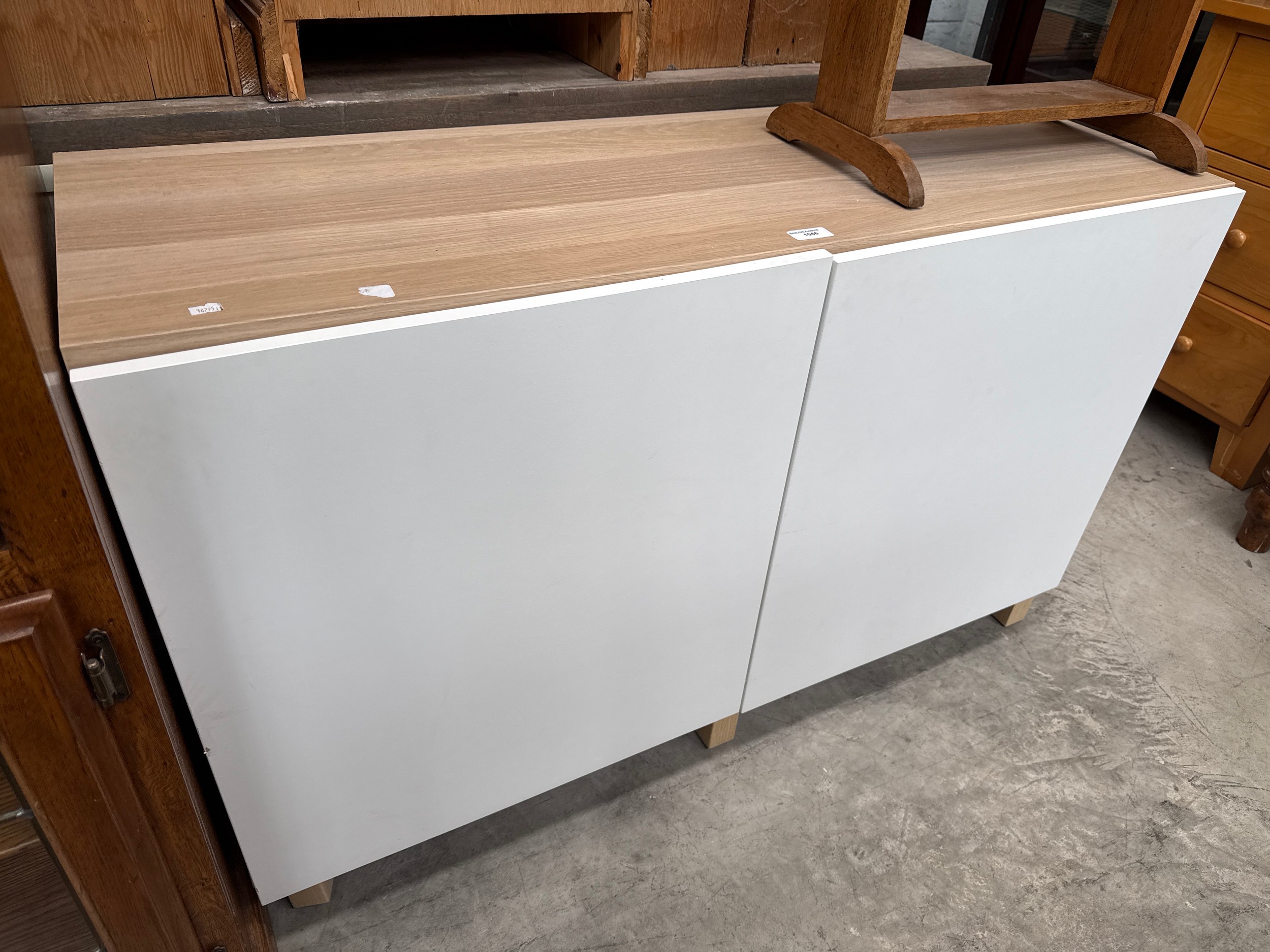 A modern 2 door base unit kitchen cupboard