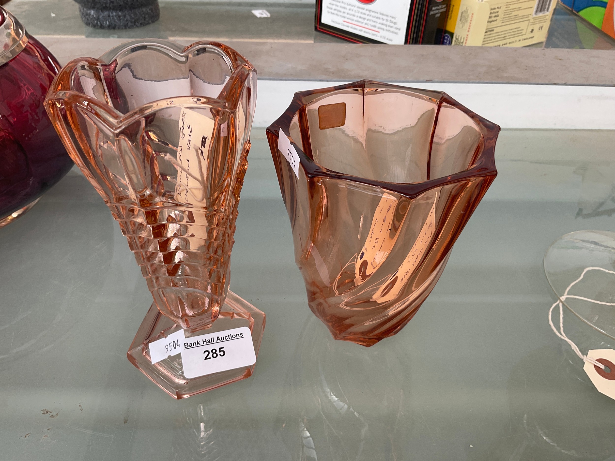 Lot 285