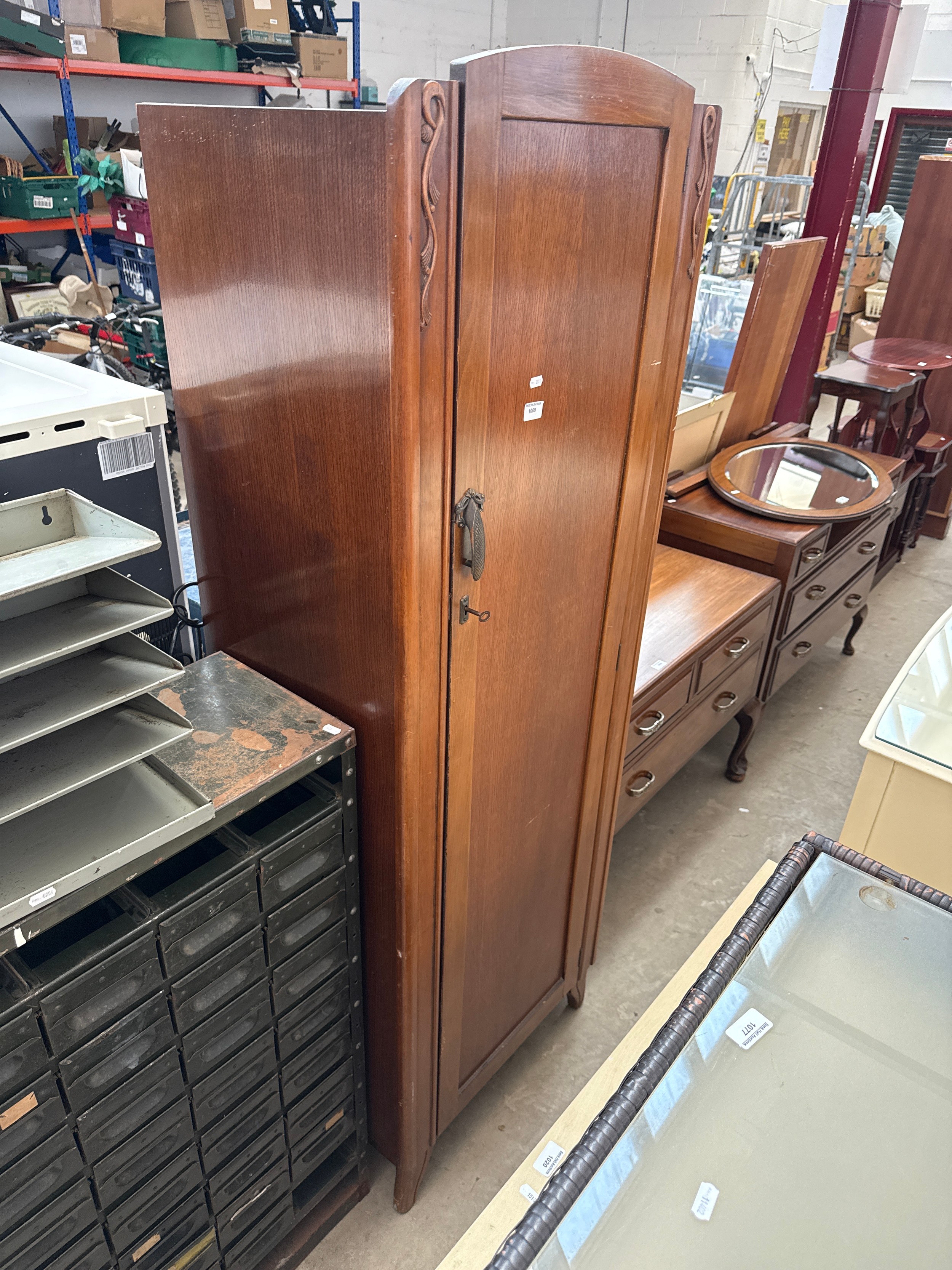 Lot 1009