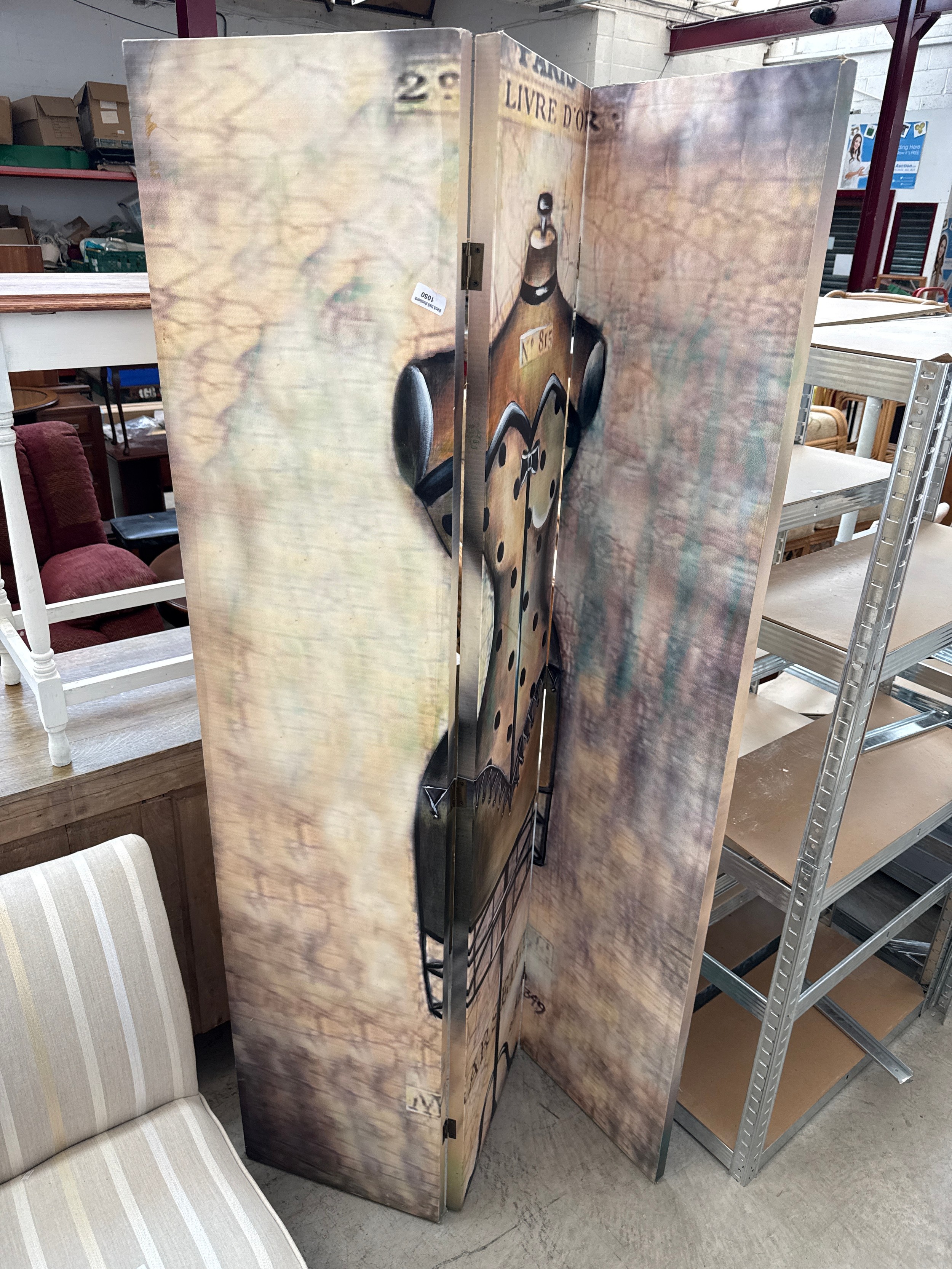 A decorative canvas 3 x panelled folding screen