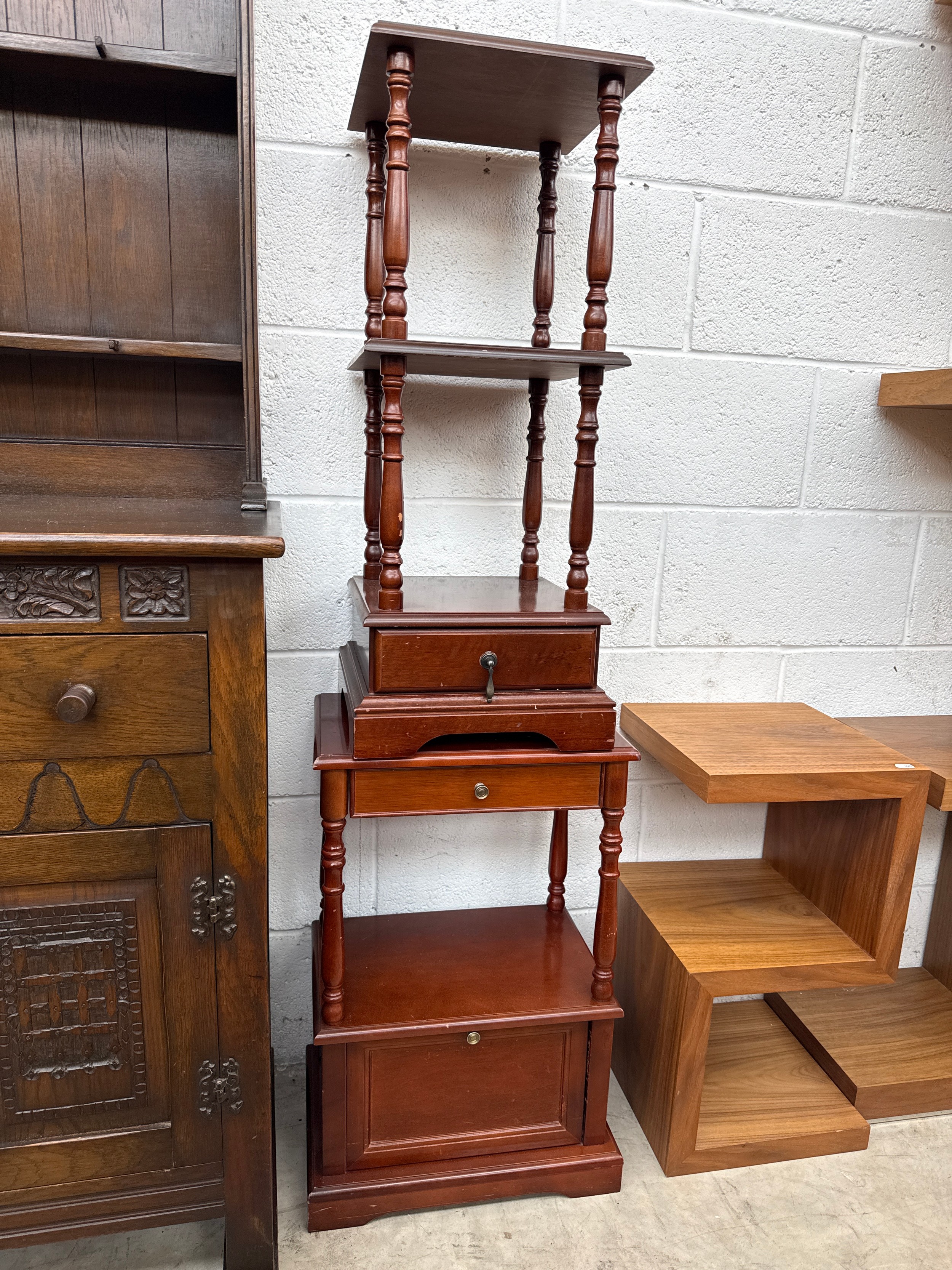 2 x small vintage lamp table/stands with drawers