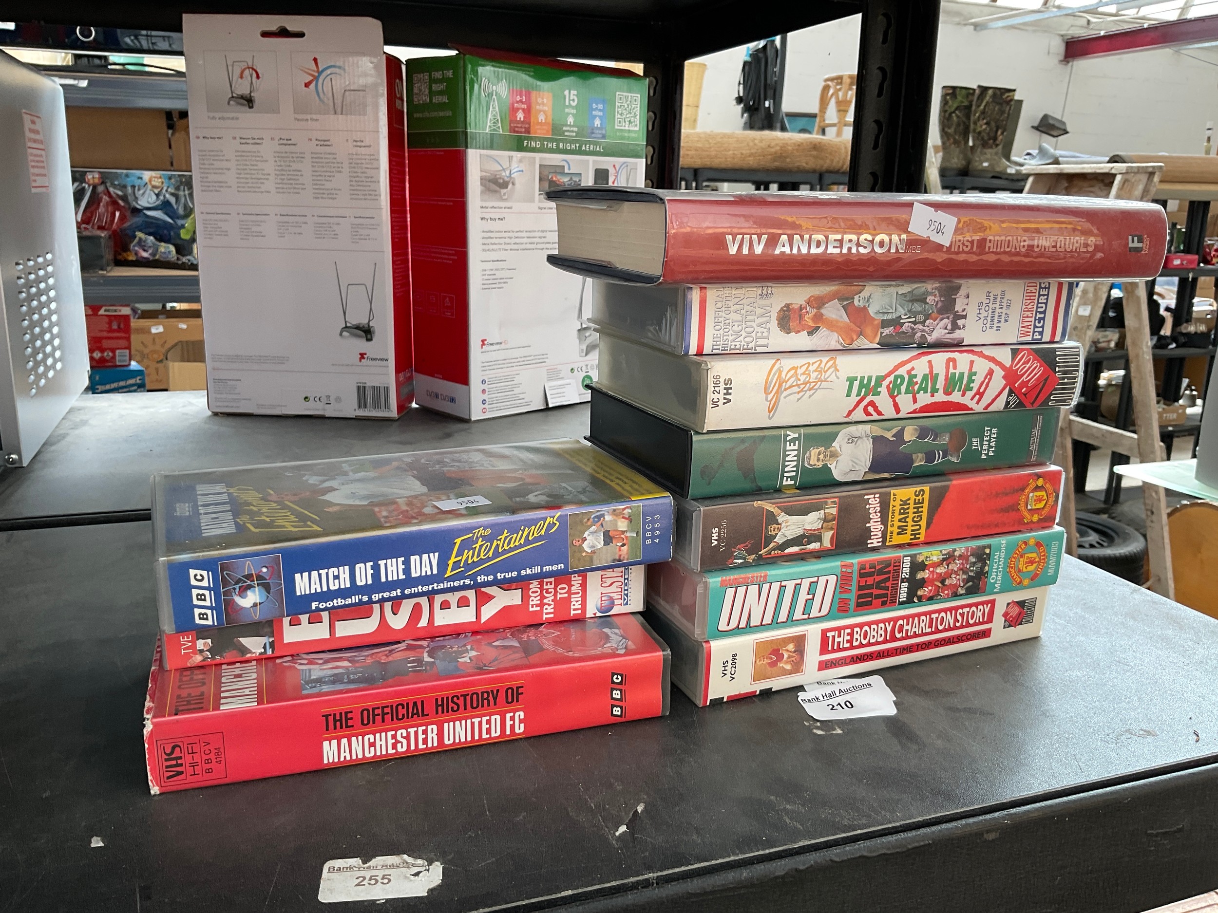 Lot 210