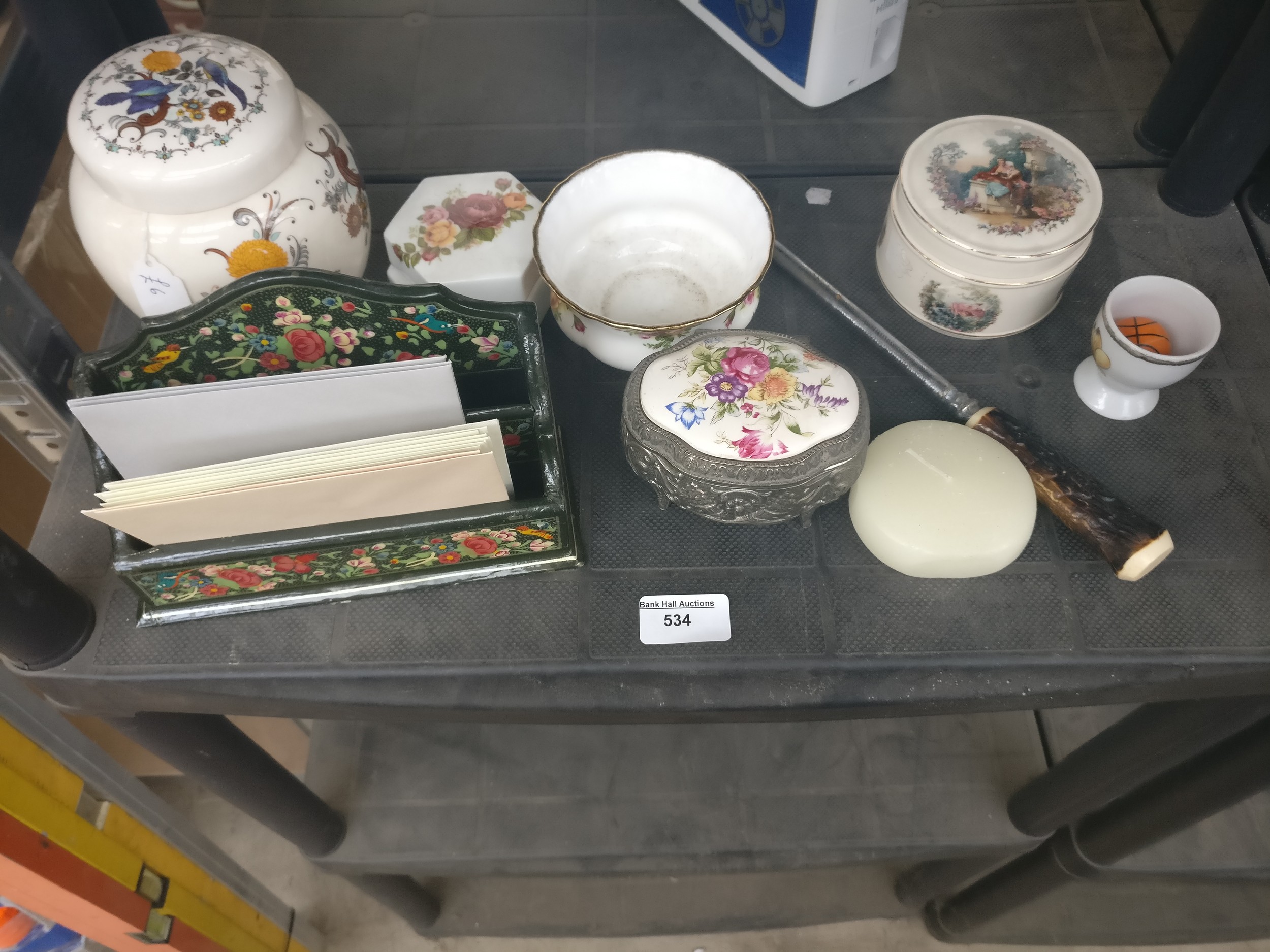 Lot 534